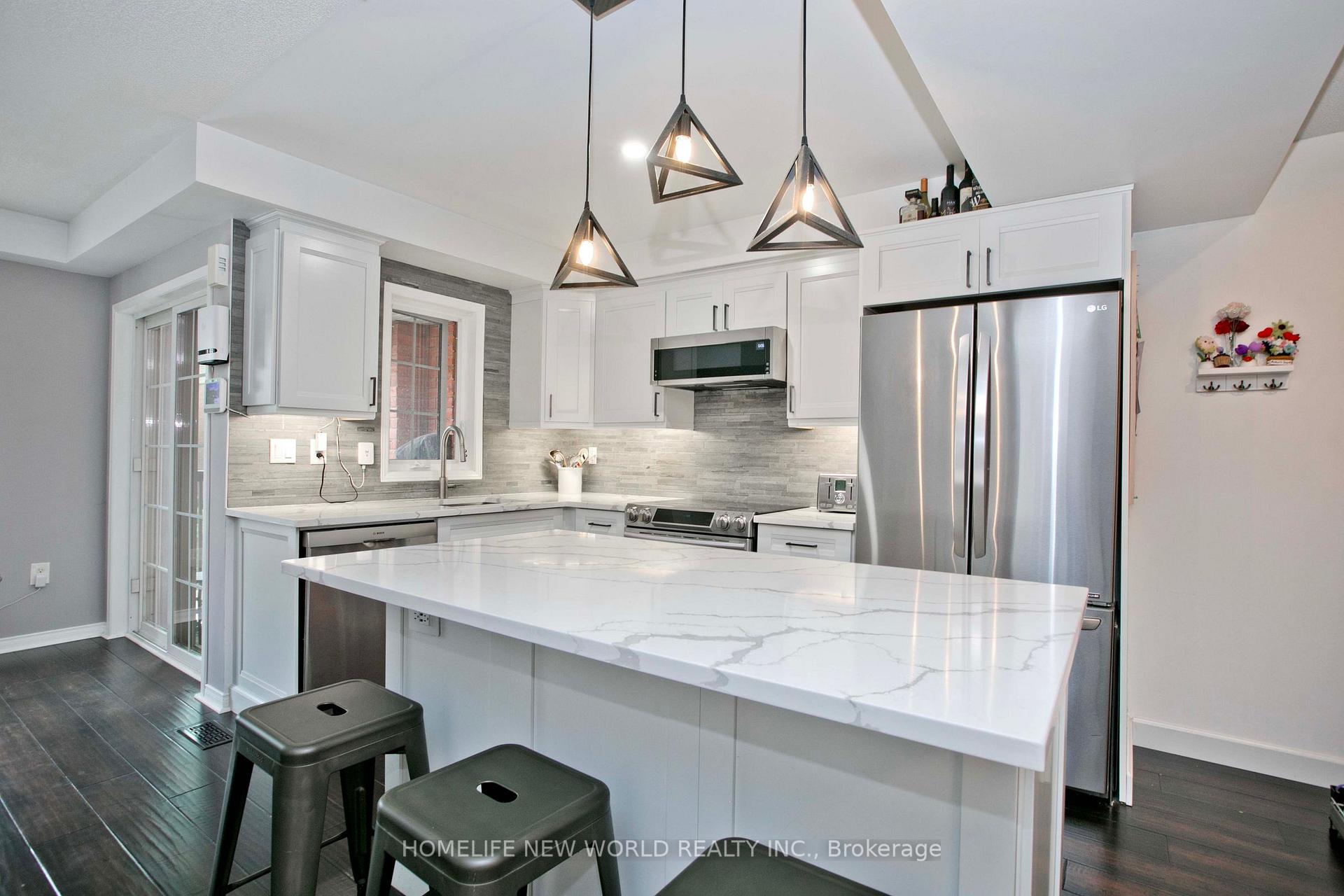 Photo 8 of 30 Linnell Street, Ajax, Central East — HOMEH