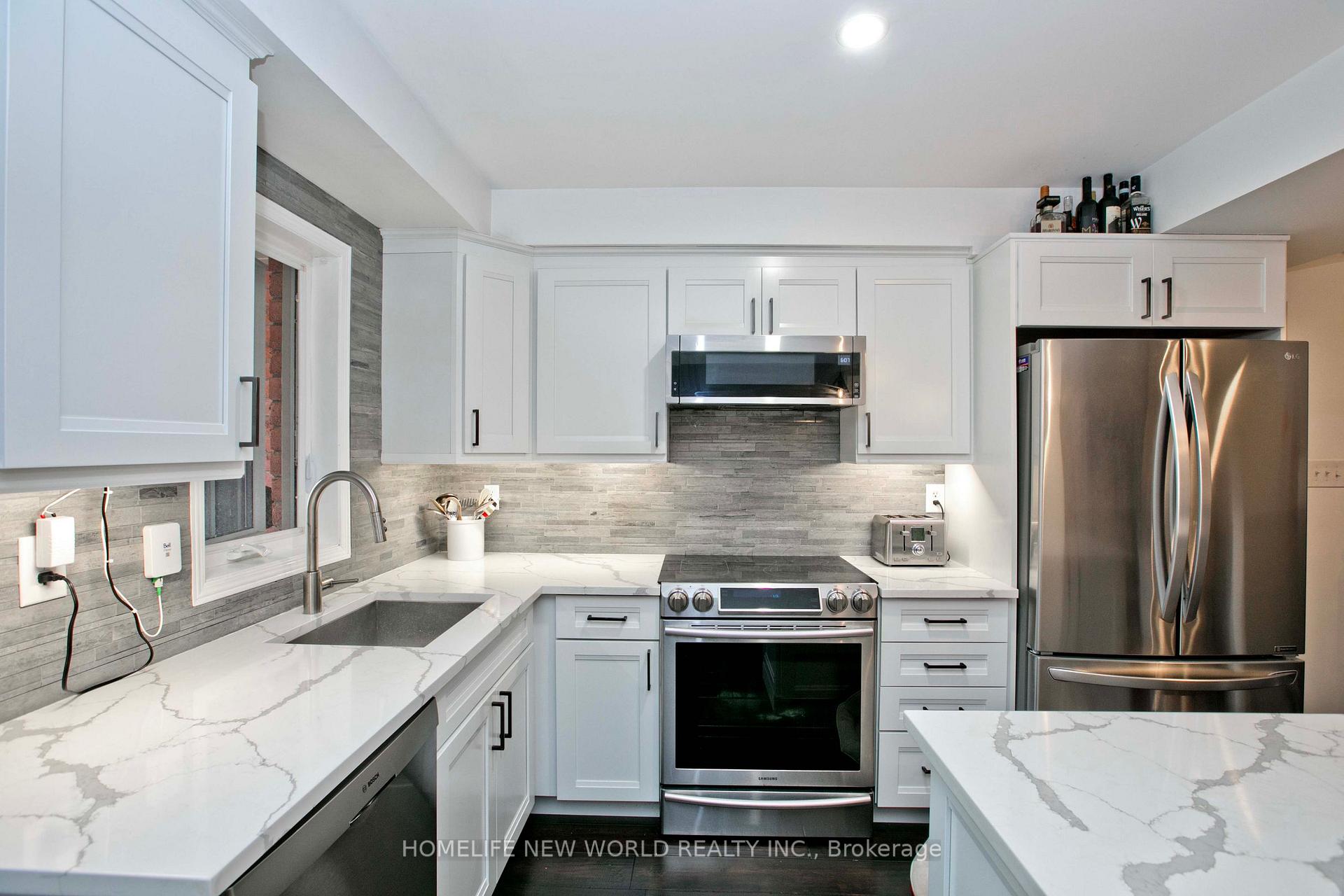 Photo 11 of 30 Linnell Street, Ajax, Central East — HOMEH