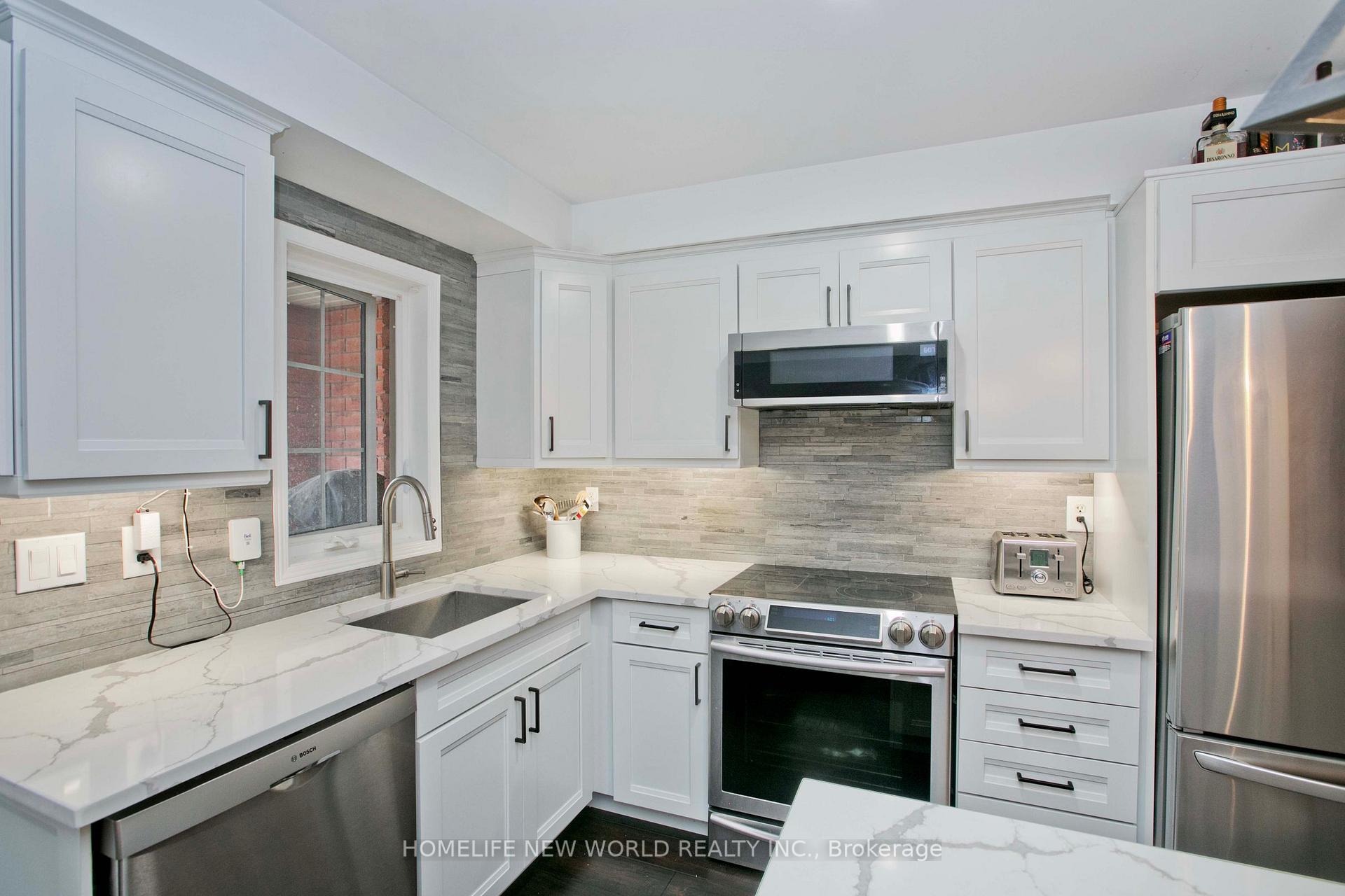 Photo 12 of 30 Linnell Street, Ajax, Central East — HOMEH