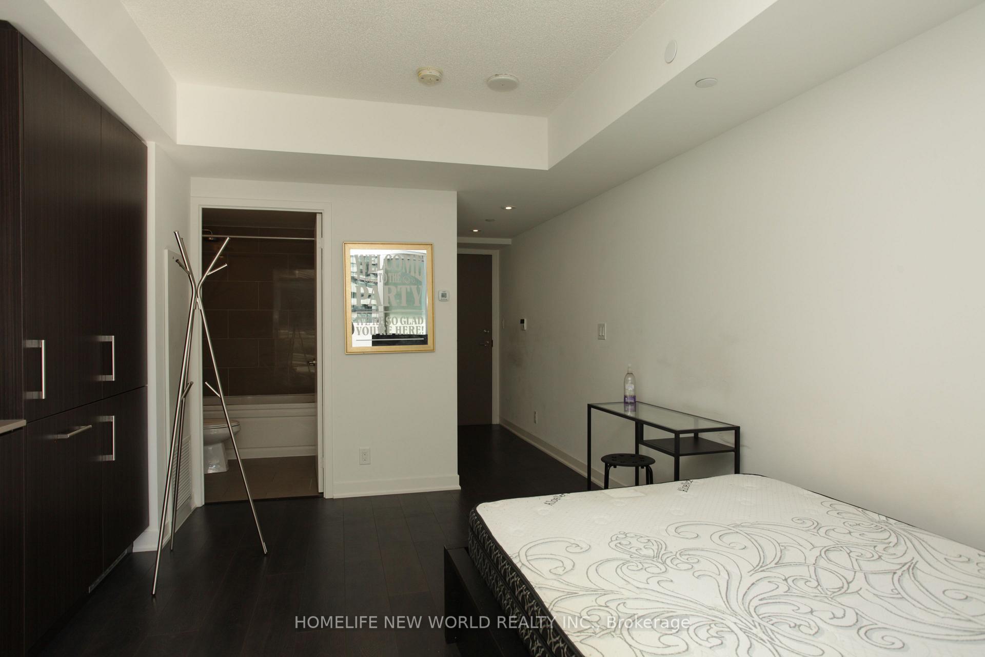 Photo 4 of Unit 2311, 88 Harbour Street N, Toronto, Waterfront Communities — HOMEH
