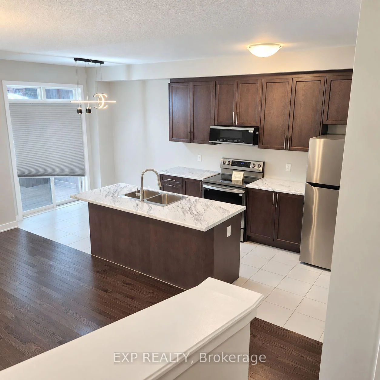 Photo 7 of 1095 Thompson Drive, Oshawa, Kedron — HOMEH