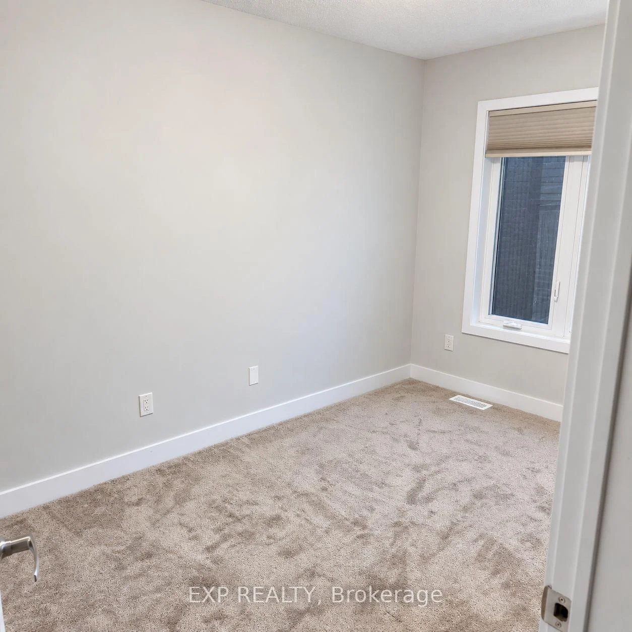 Photo 11 of 1095 Thompson Drive, Oshawa, Kedron — HOMEH