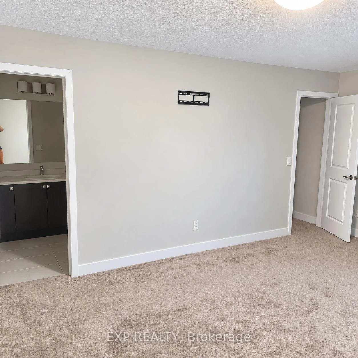 Photo 17 of 1095 Thompson Drive, Oshawa, Kedron — HOMEH