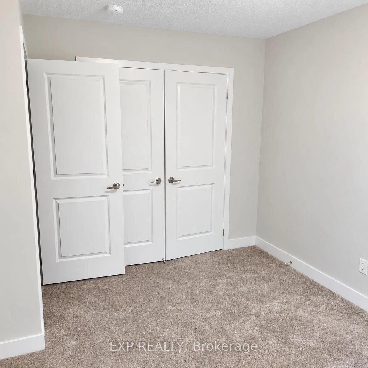 Photo 21 of 1095 Thompson Drive, Oshawa, Kedron — HOMEH