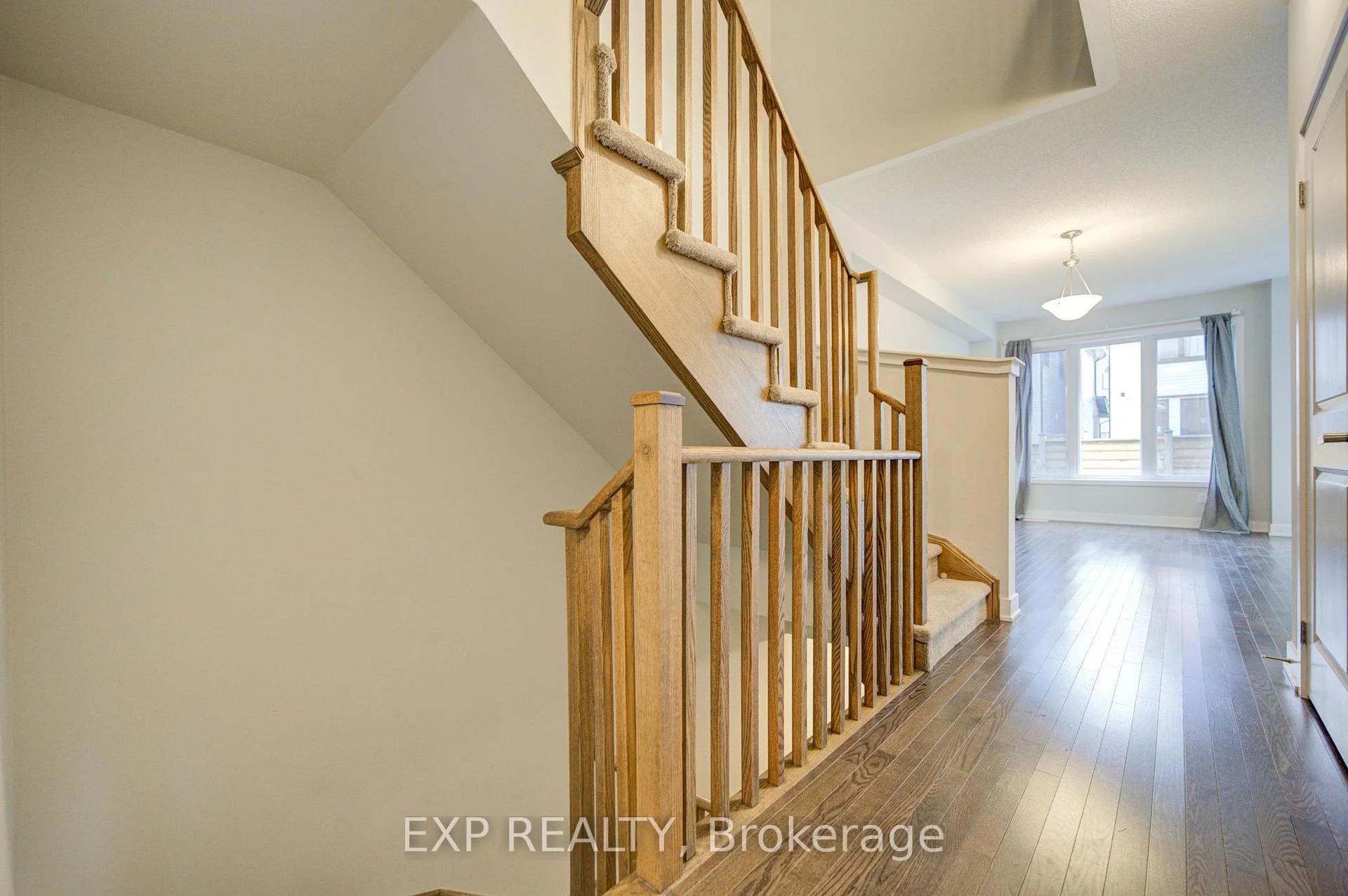 Photo 16 of 1095 Thompson Drive, Oshawa, Kedron — HOMEH