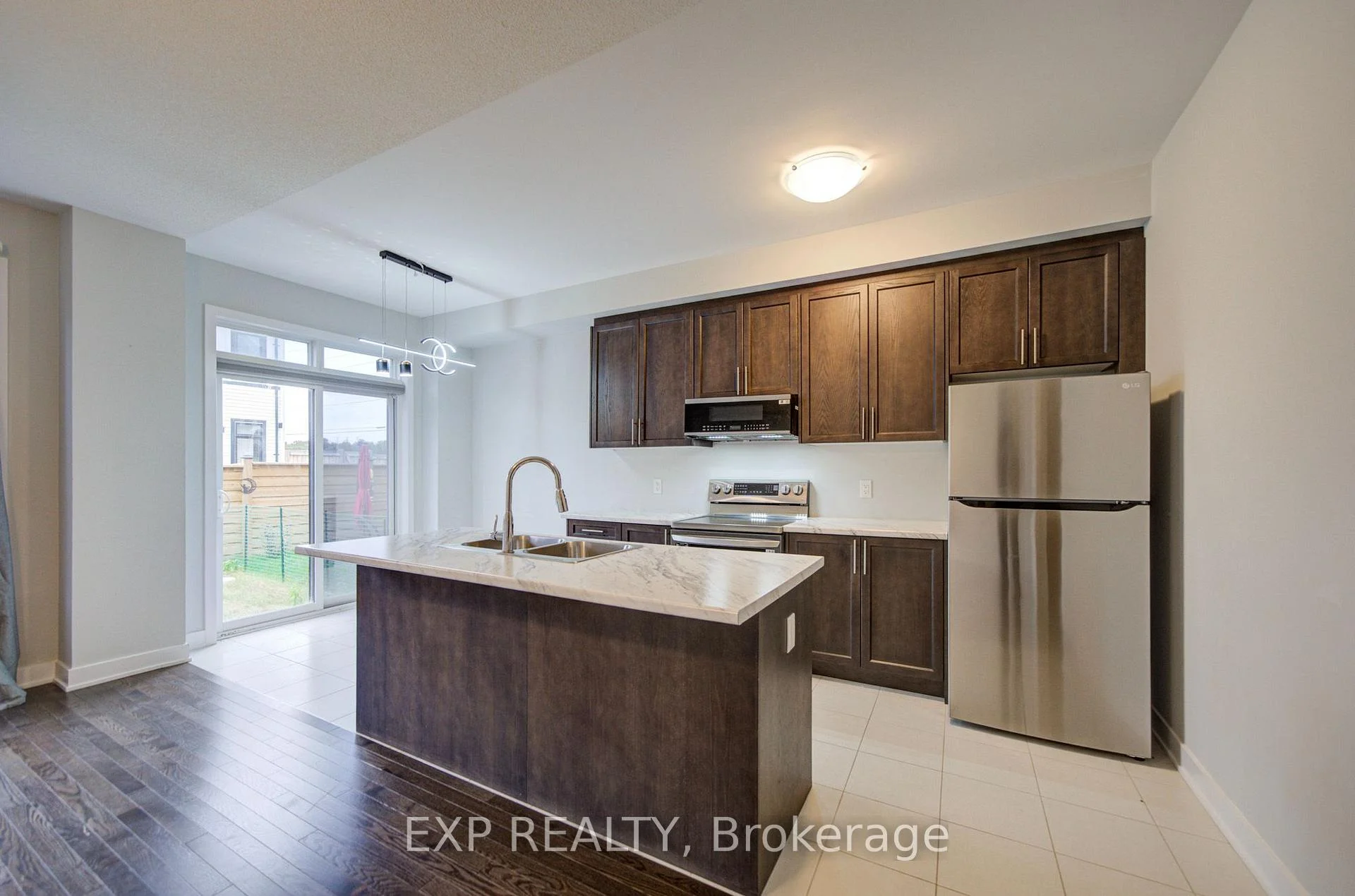 Photo 31 of 1095 Thompson Drive, Oshawa, Kedron — HOMEH
