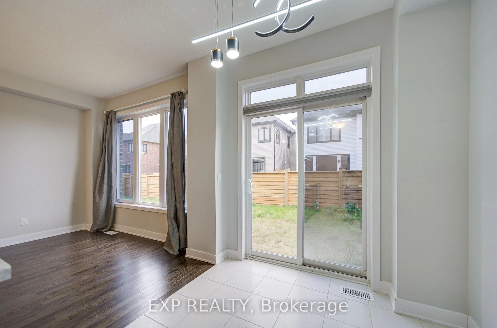 Photo 35 of 1095 Thompson Drive, Oshawa, Kedron — HOMEH