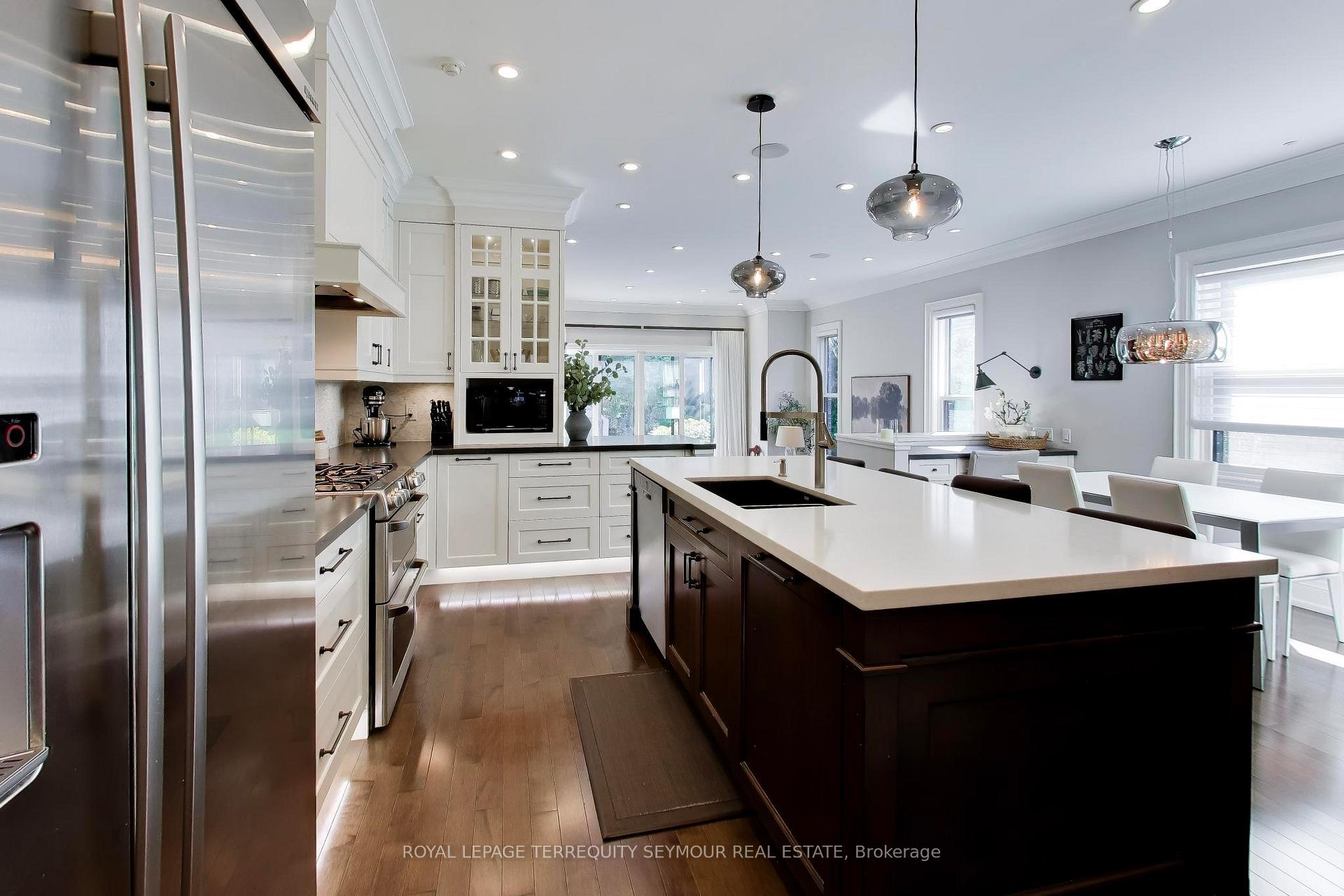 Photo 11 of 69 Taunton Road, Toronto, Mount Pleasant East — HOMEH