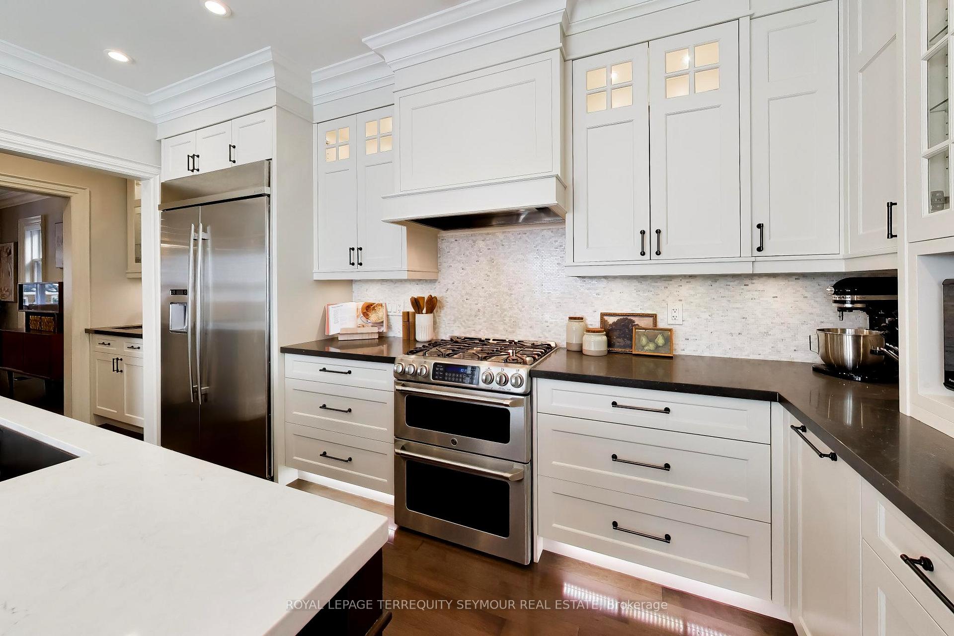 Photo 13 of 69 Taunton Road, Toronto, Mount Pleasant East — HOMEH