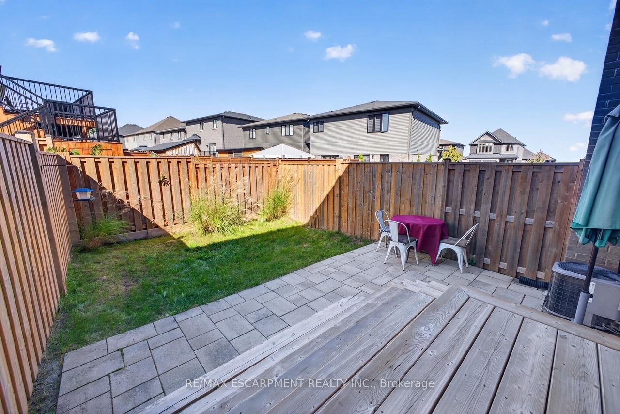 Photo 17 of 3980 Crown Street, Lincoln, Beamsville — HOMEH