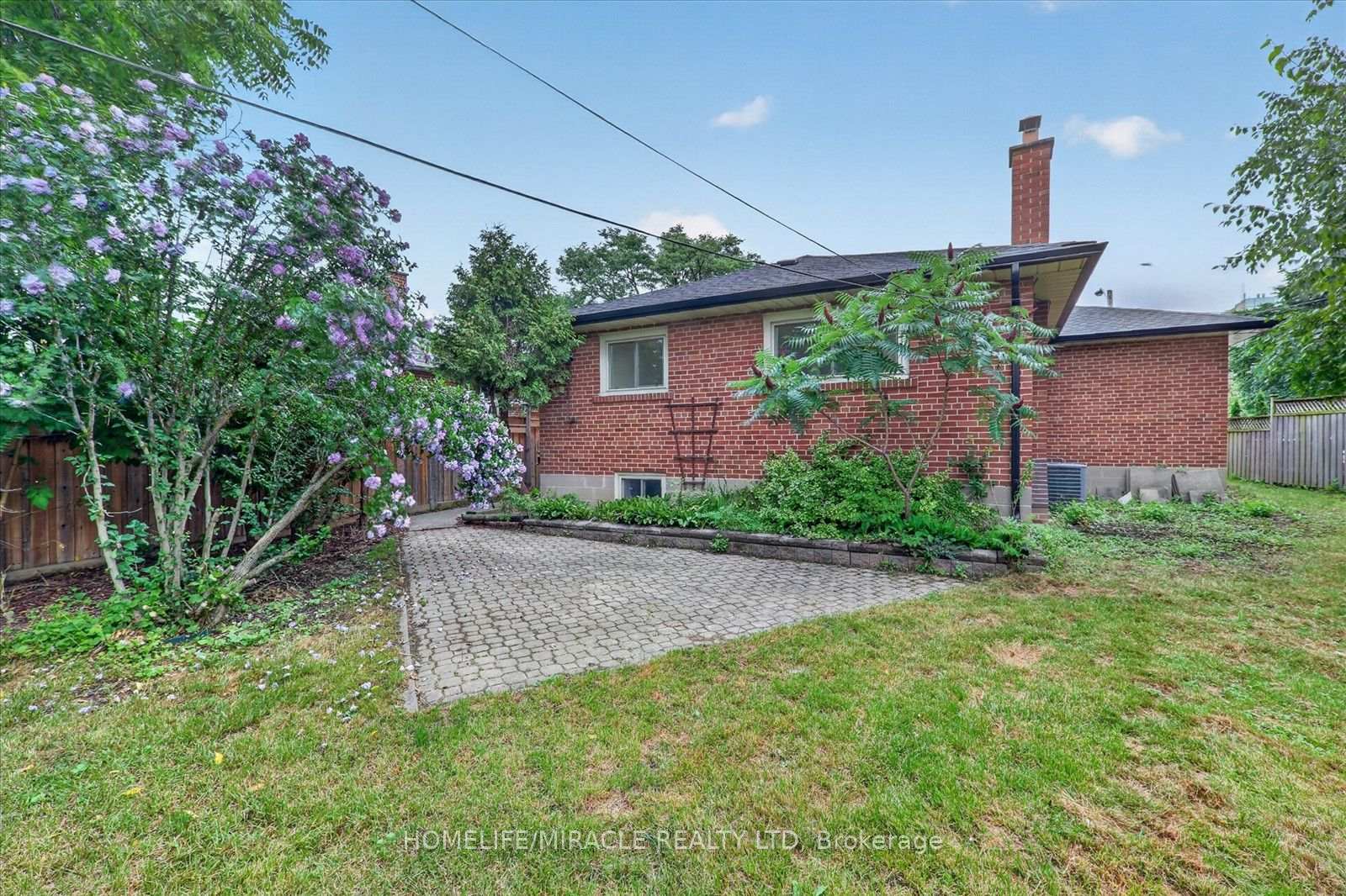 Photo 45 of 18 Elderfield Crescent, Etobicoke, Etobicoke West Mall — HOMEH