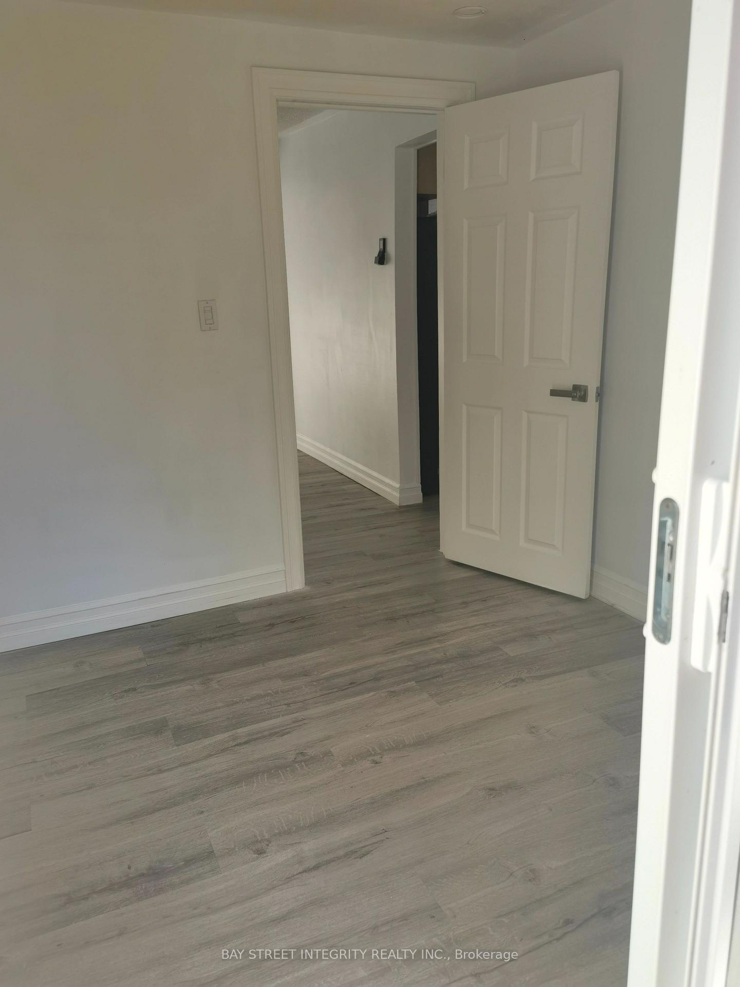 Photo 8 of 298 Lakeview Boulevard, Georgina, Keswick South — HOMEH