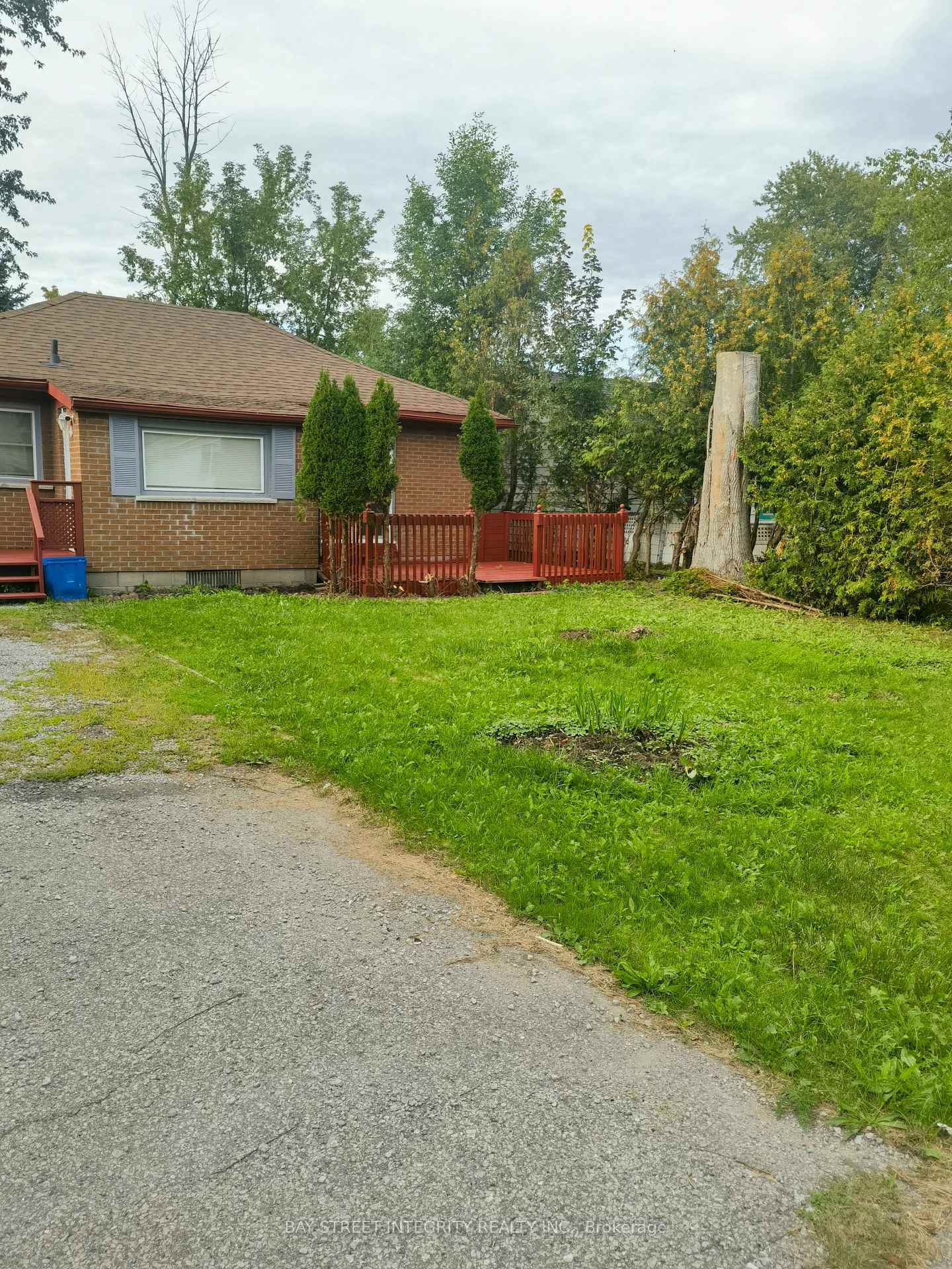 Photo 21 of 298 Lakeview Boulevard, Georgina, Keswick South — HOMEH