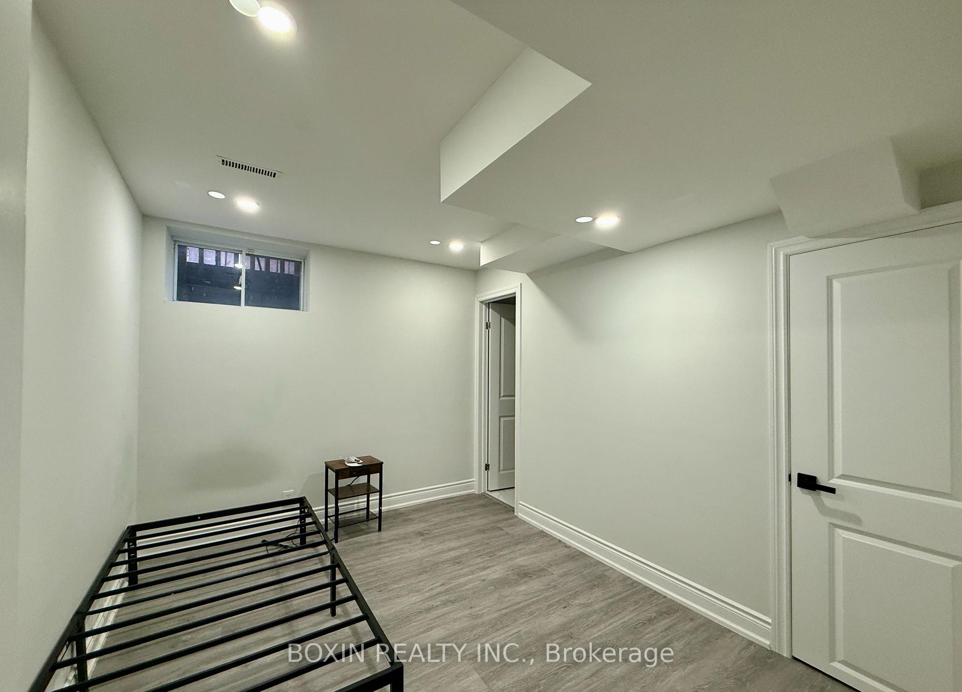 Photo 2 of Unit Basement Room 1, 1 Adirondack Gate, Scarborough, L'Amoreaux — HOMEH