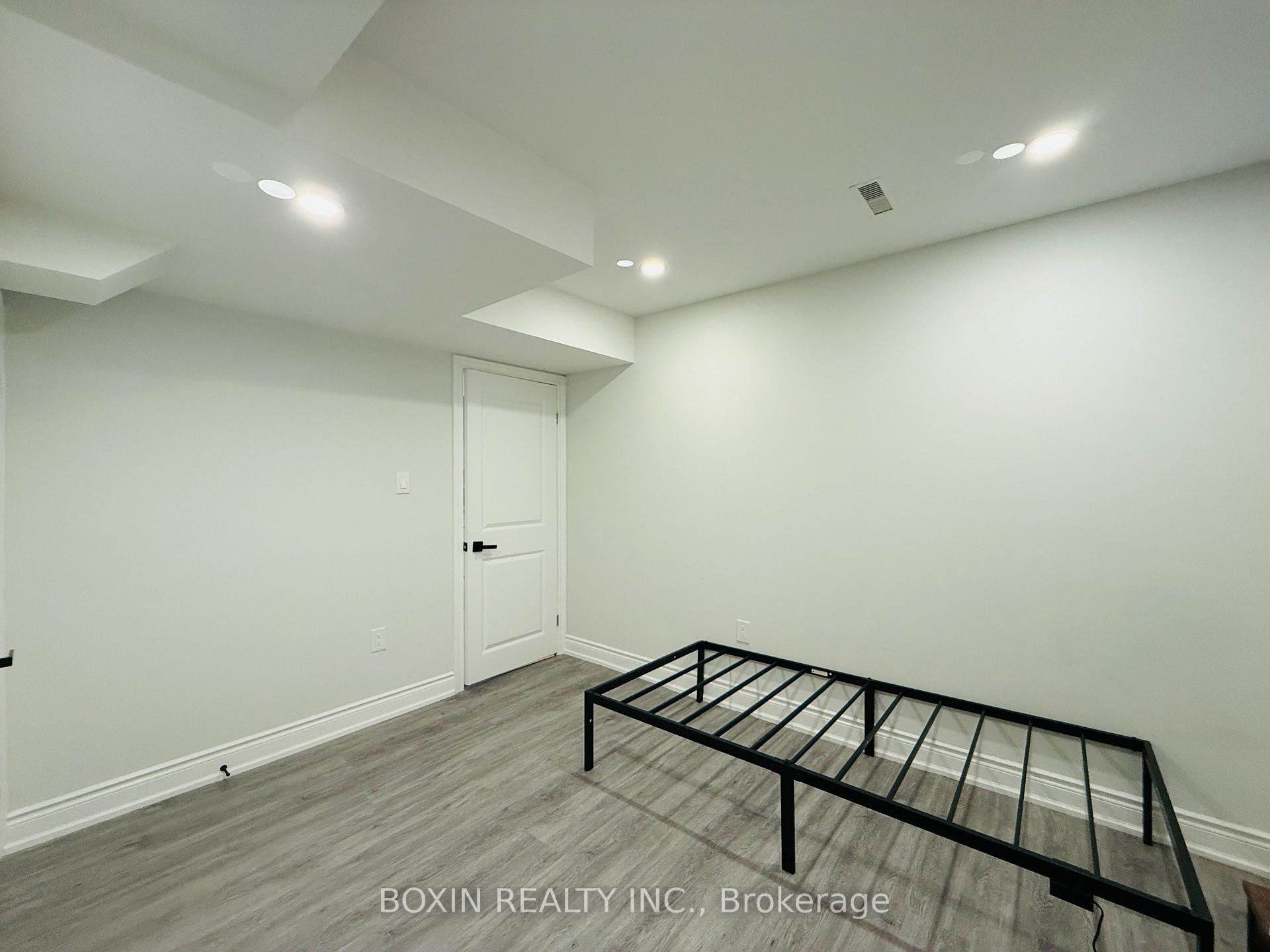 Photo 3 of Unit Basement Room 1, 1 Adirondack Gate, Scarborough, L'Amoreaux — HOMEH