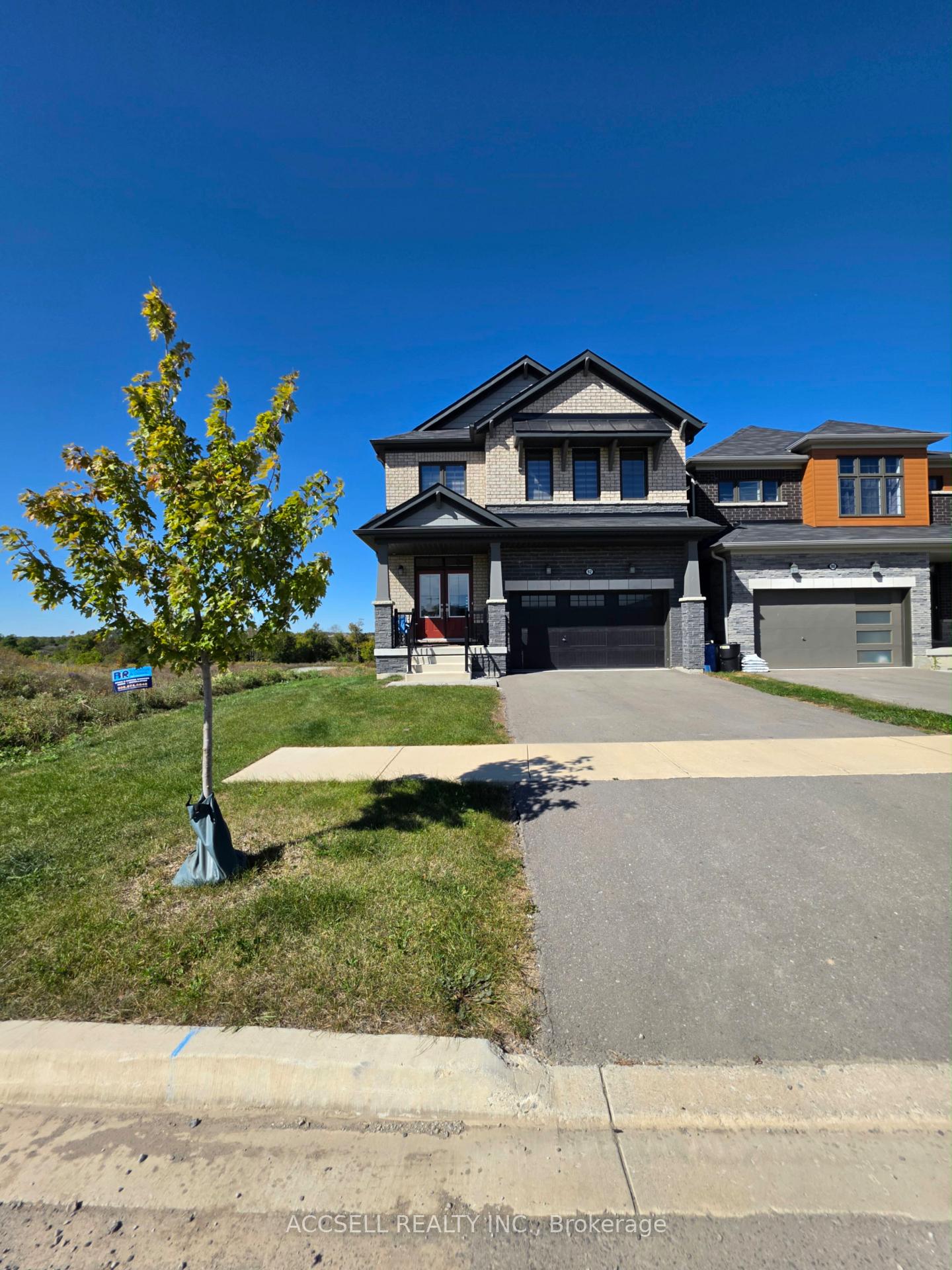 Photo of 92 Hawick Crescent