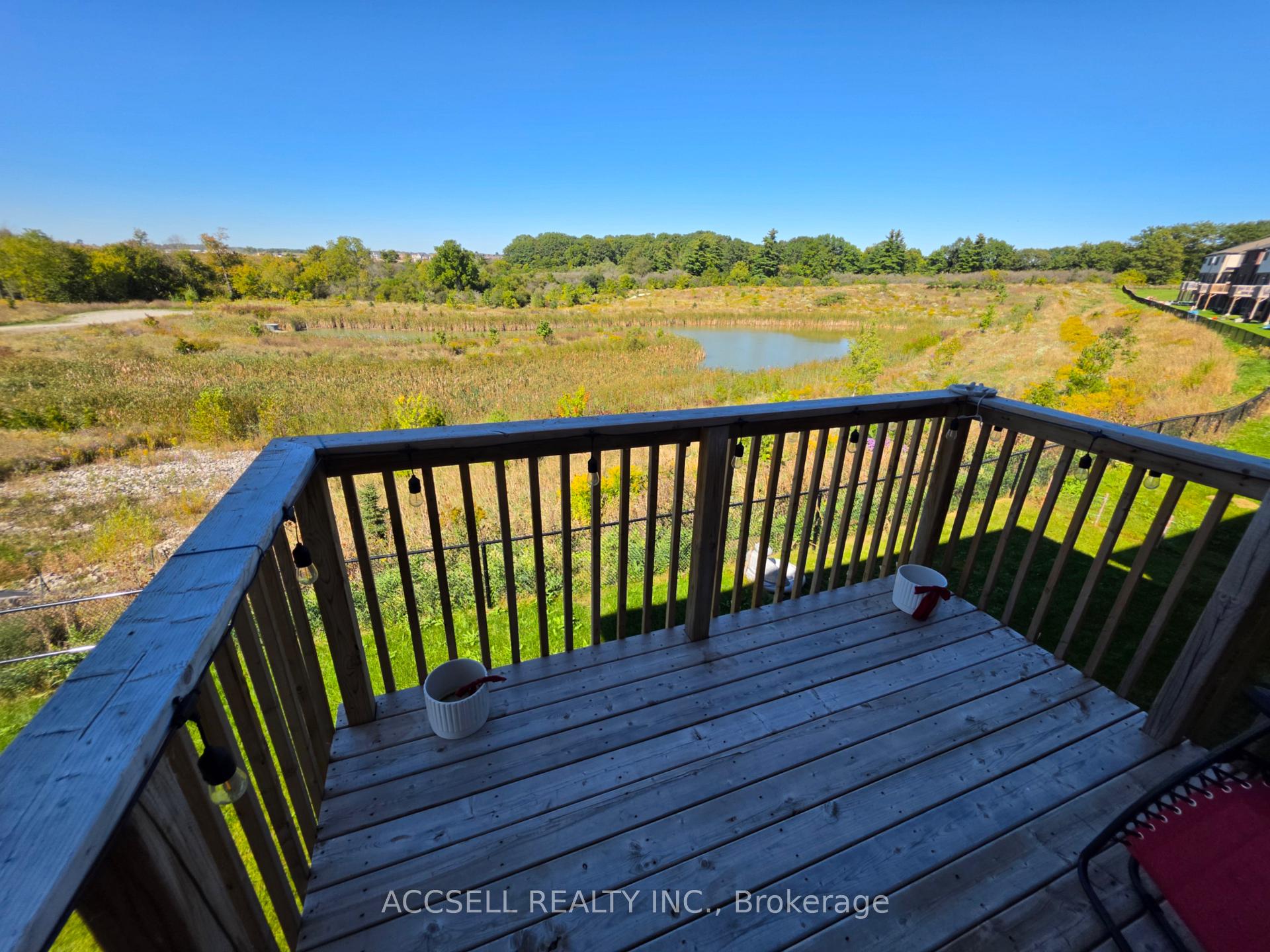 Photo 9 of 92 Hawick Crescent, Haldimand — HOMEH