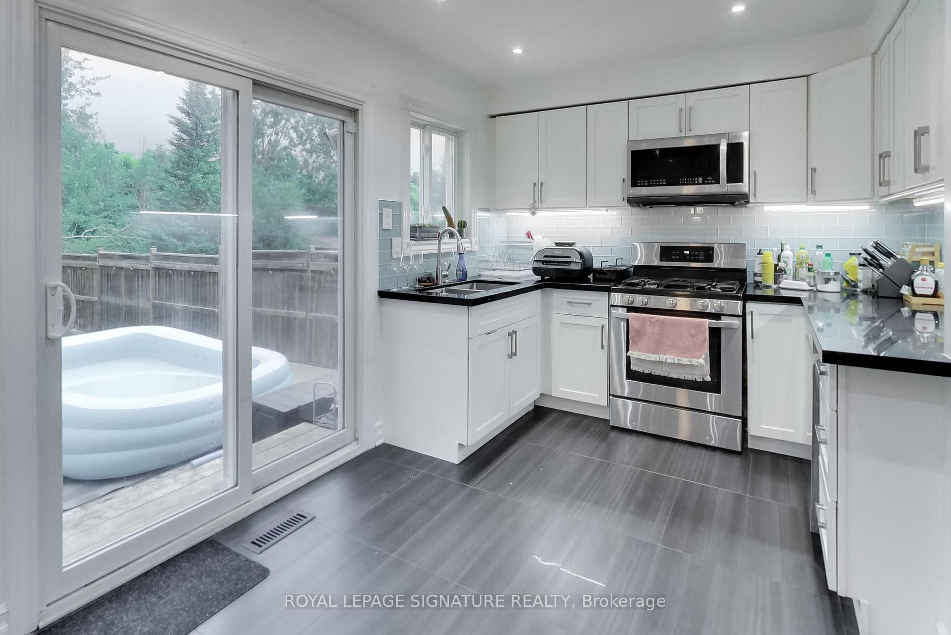 Photo 11 of 1204 Benson Street, Innisfil, Alcona — HOMEH
