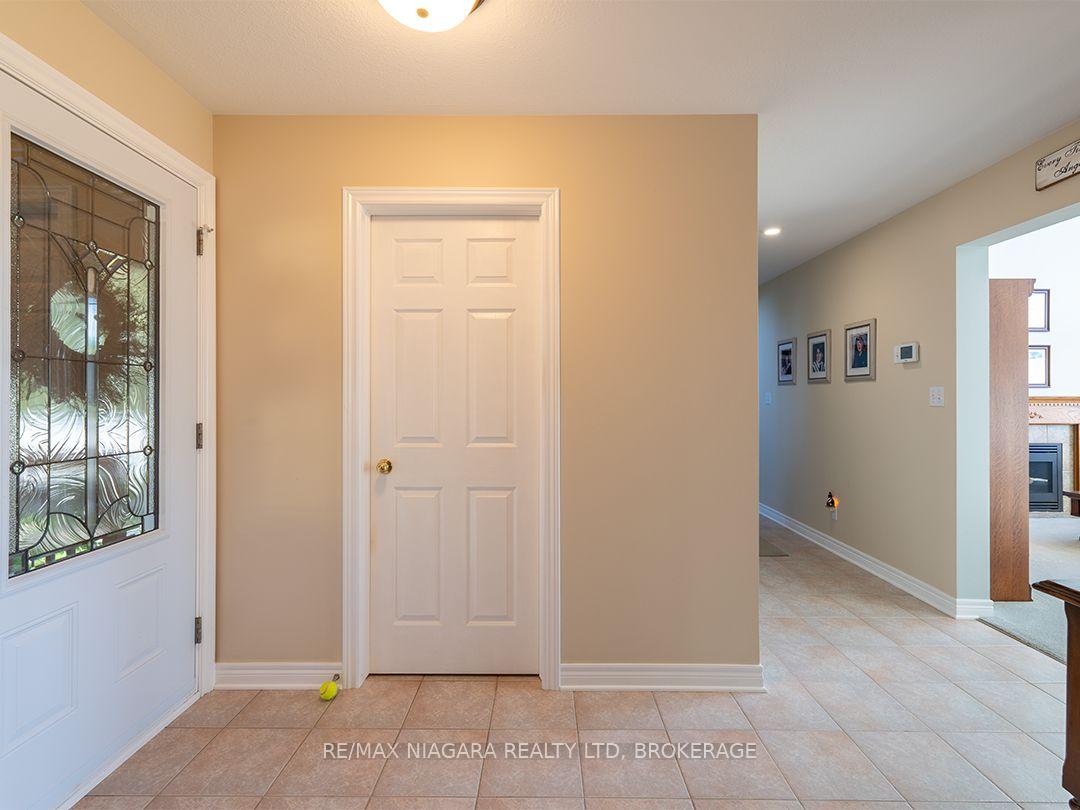Photo 11 of 10429 Lakeshore Road, Wainfleet, Lakeshore — HOMEH