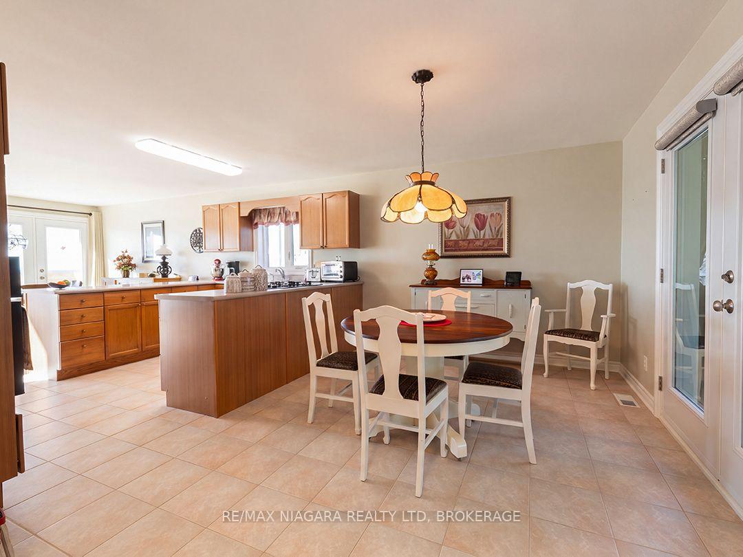 Photo 14 of 10429 Lakeshore Road, Wainfleet, Lakeshore — HOMEH