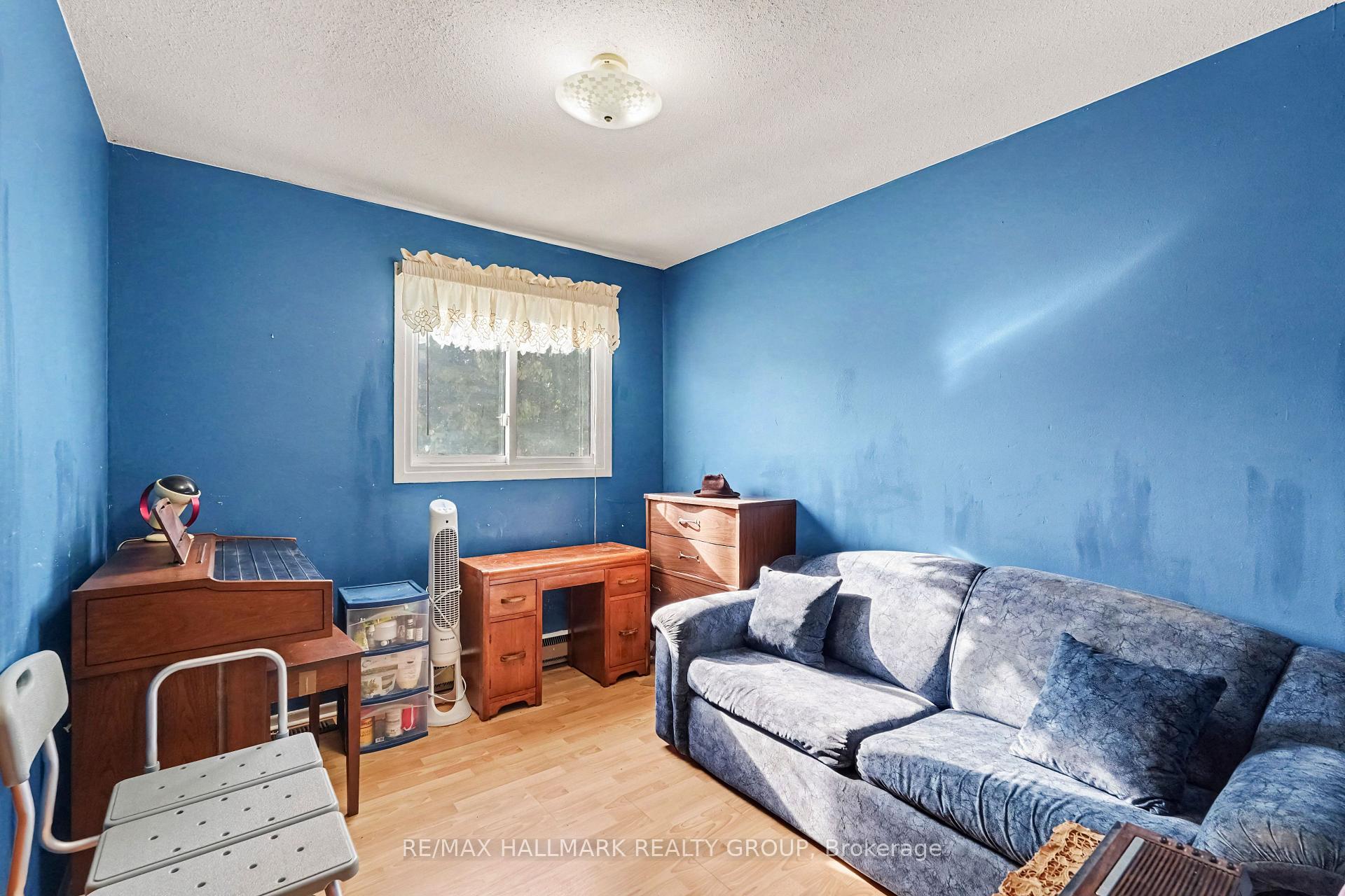 Photo 12 of 1054 Cholette Crescent, Ottawa, Convent Glen South — HOMEH