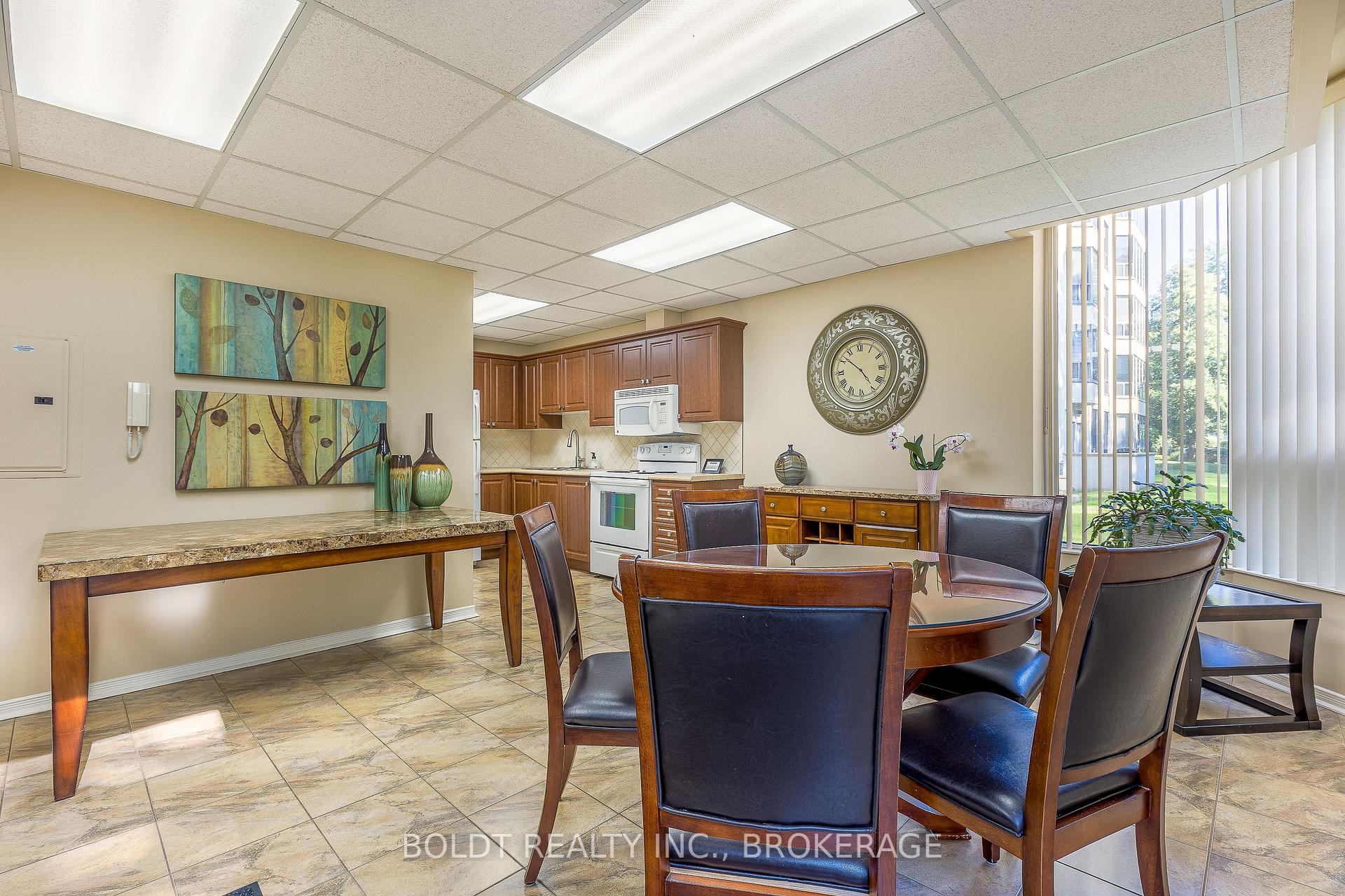 Photo 35 of Unit 812, 81 Scott Street, St. Catharines, Lakeport — HOMEH