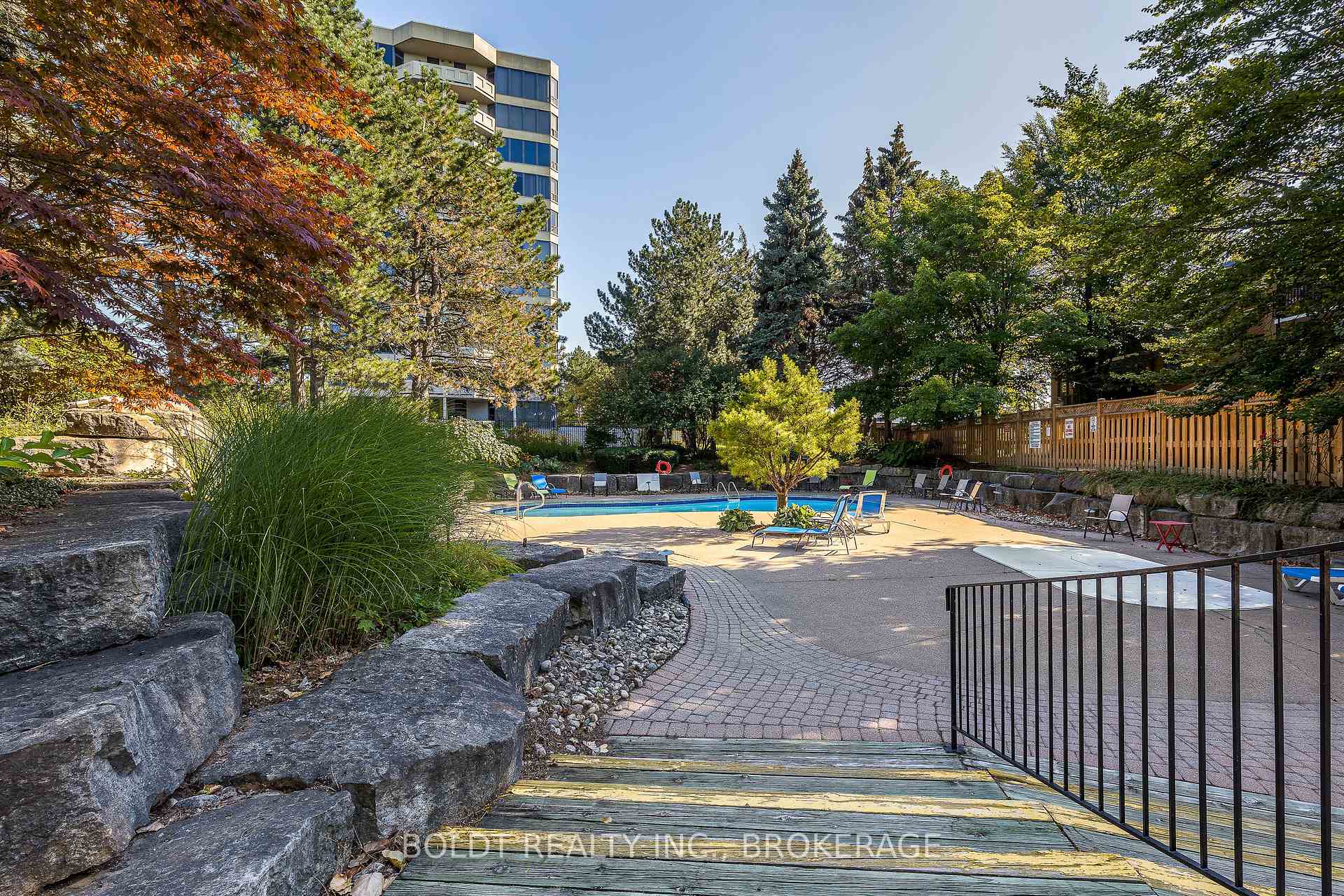 Photo 40 of Unit 812, 81 Scott Street, St. Catharines, Lakeport — HOMEH