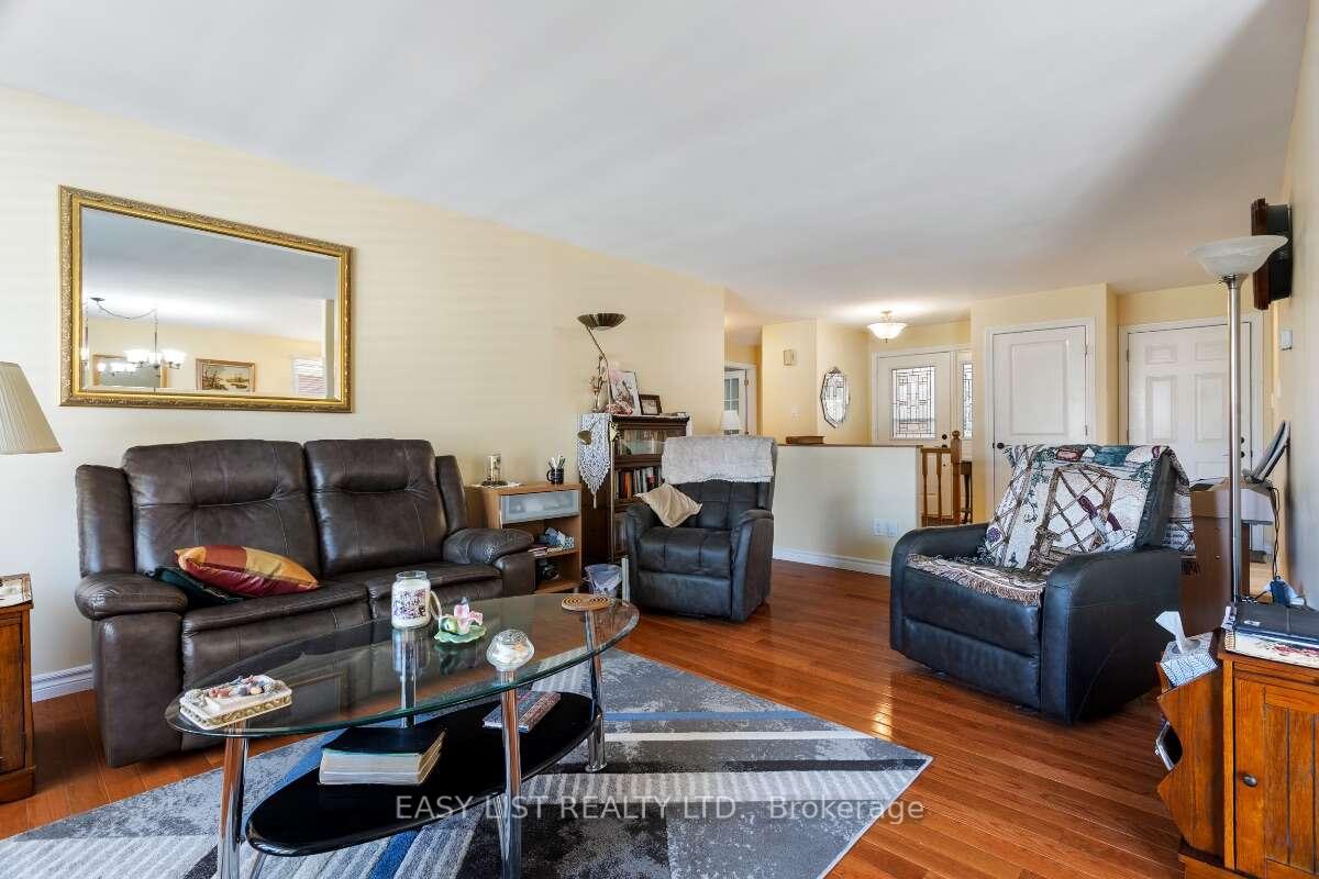 Photo 11 of 1440 Wildlark Drive, Peterborough, Monaghan Ward 2 — HOMEH