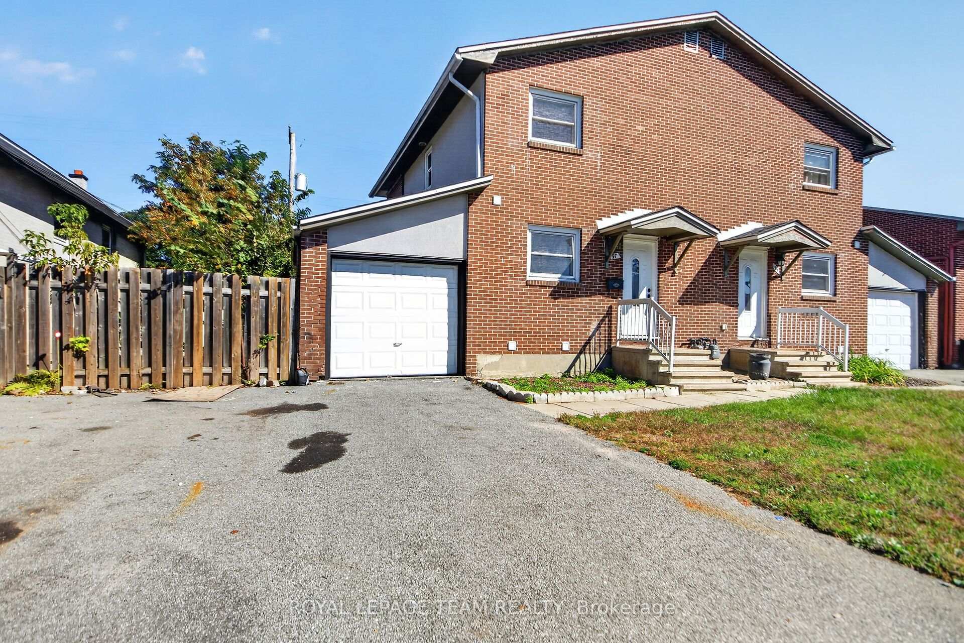 Photo 2 of 97 Doane Street, Ottawa, Britannia — HOMEH