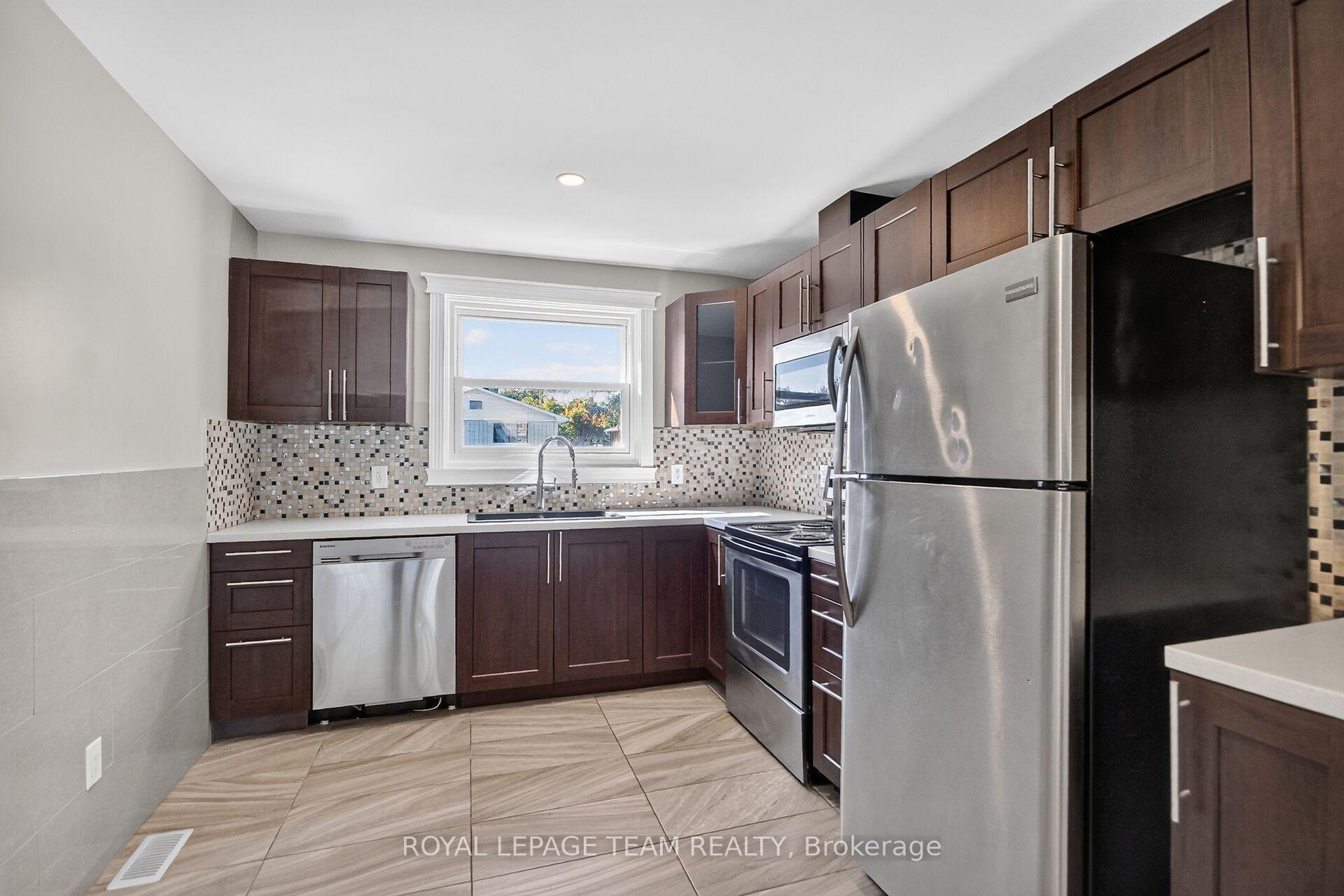 Photo 8 of 97 Doane Street, Ottawa, Britannia — HOMEH