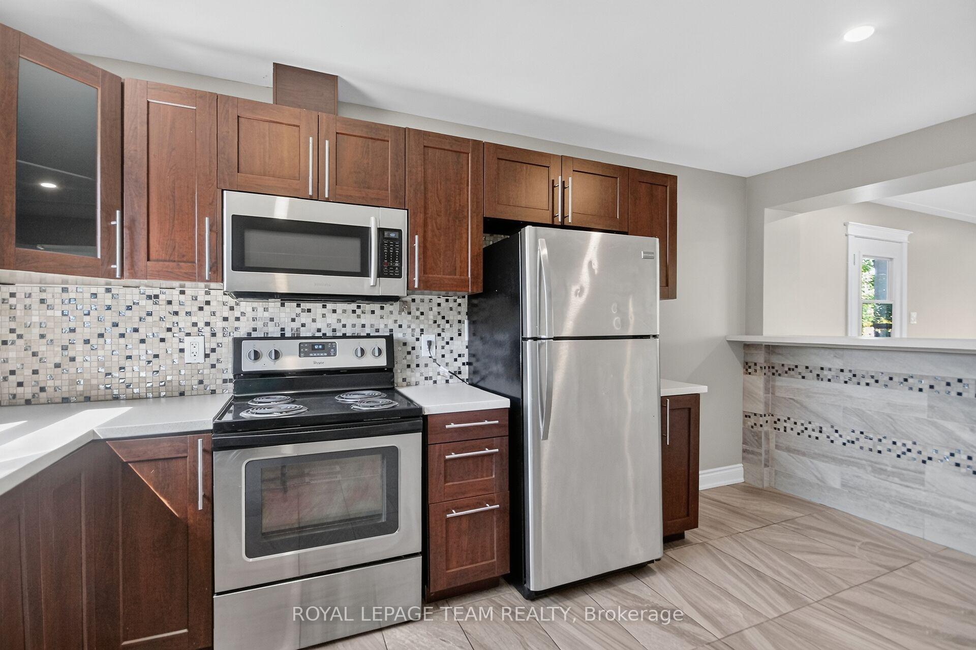 Photo 9 of 97 Doane Street, Ottawa, Britannia — HOMEH