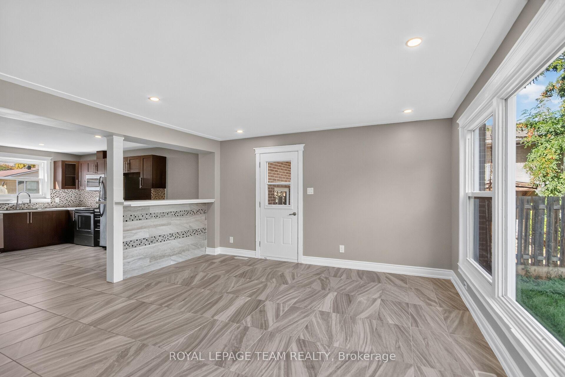 Photo 17 of 97 Doane Street, Ottawa, Britannia — HOMEH
