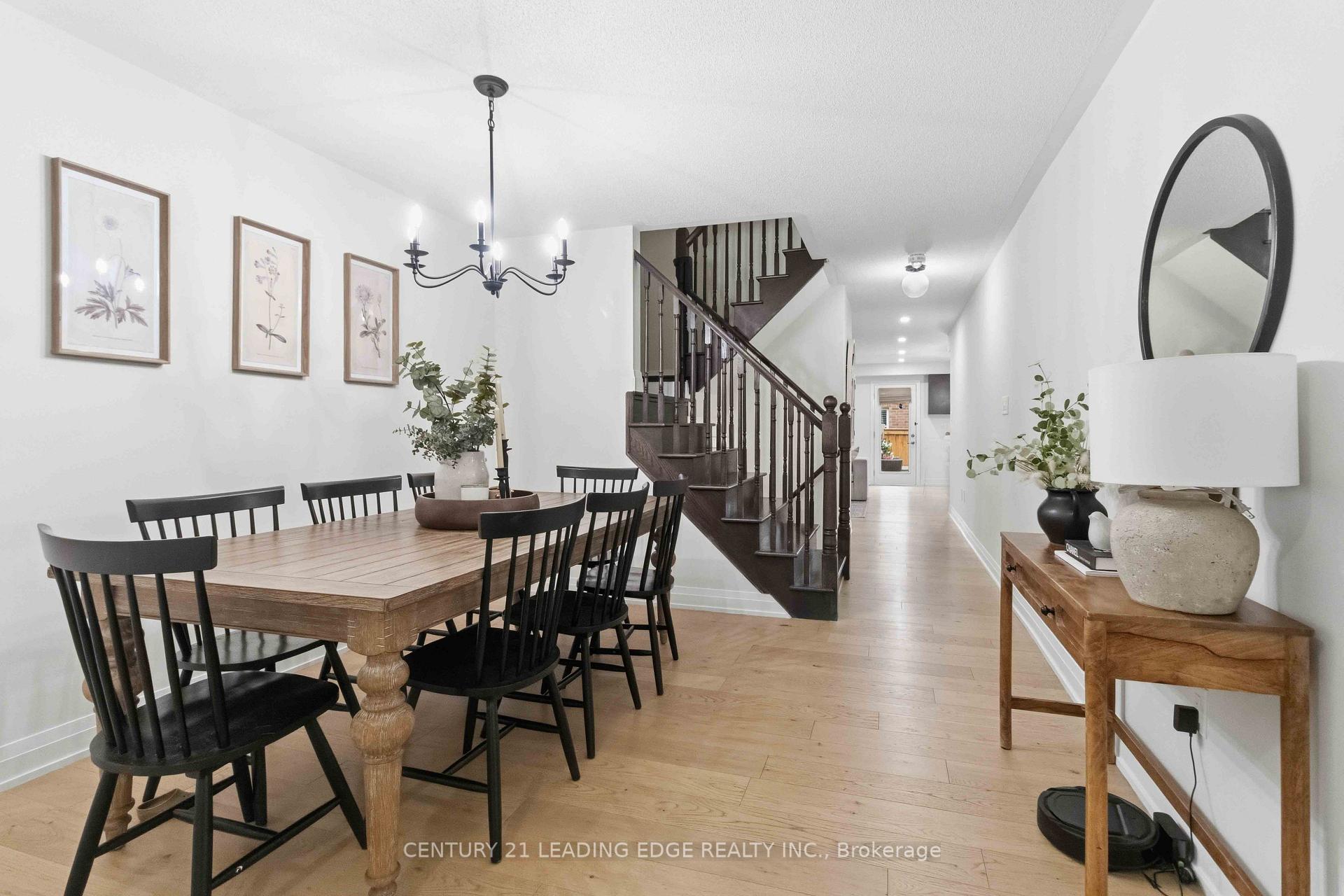 Photo 8 of 3 Volner Road, Brampton, Northwest Brampton — HOMEH