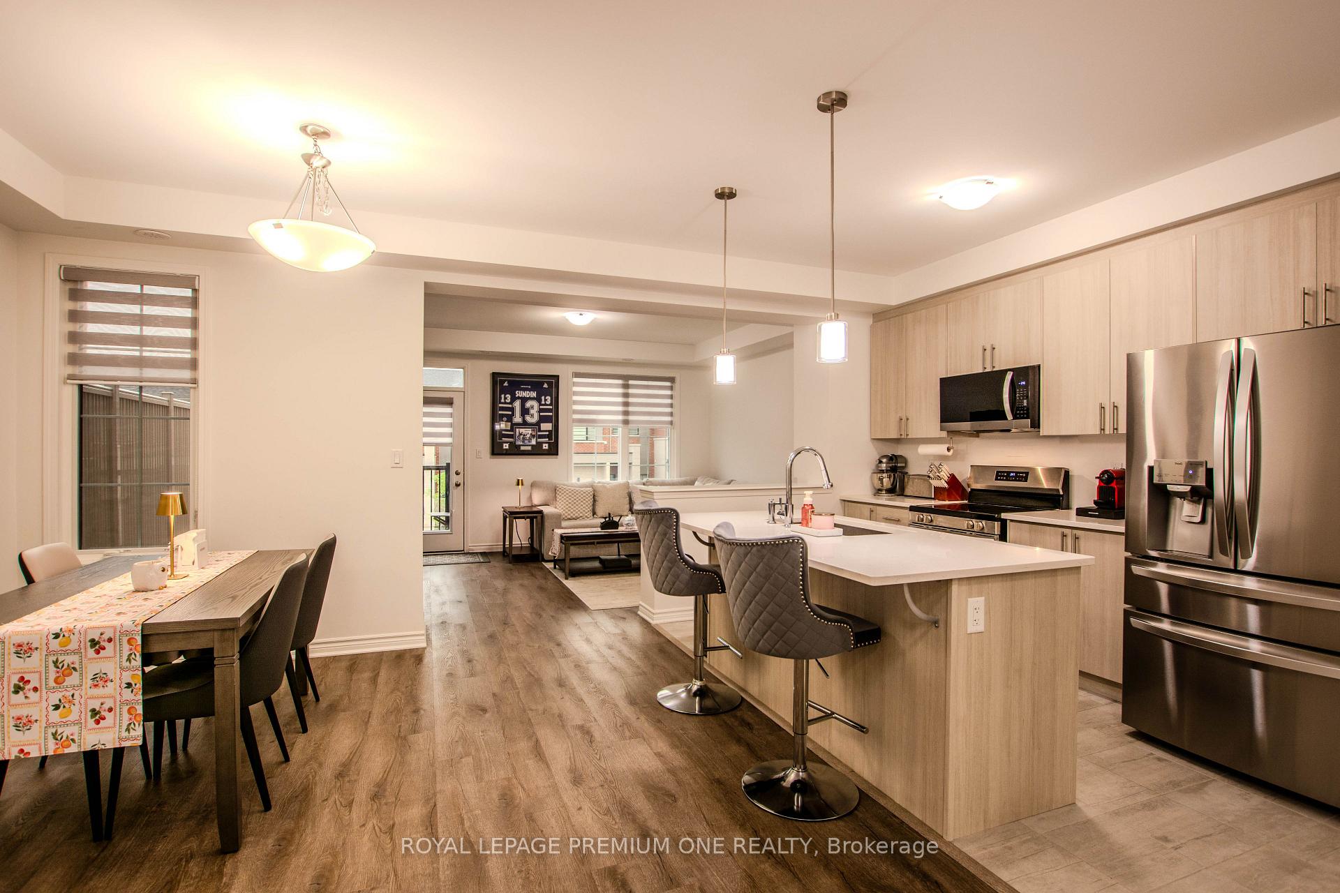 Photo 17 of 92 Ennerdale Street, Barrie, Rural Barrie Southwest — HOMEH