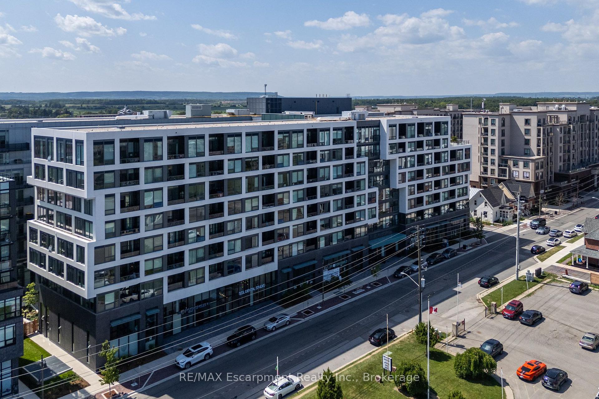 Photo 3 of Unit 707, 2450 Old Bronte Road, Oakville, Westmount — HOMEH