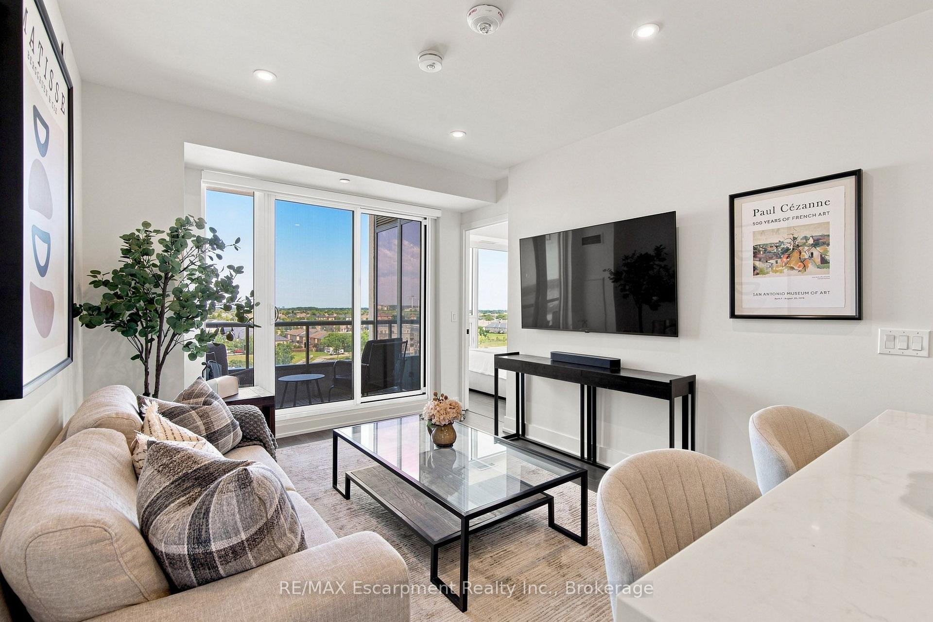 Photo 11 of Unit 707, 2450 Old Bronte Road, Oakville, Westmount — HOMEH