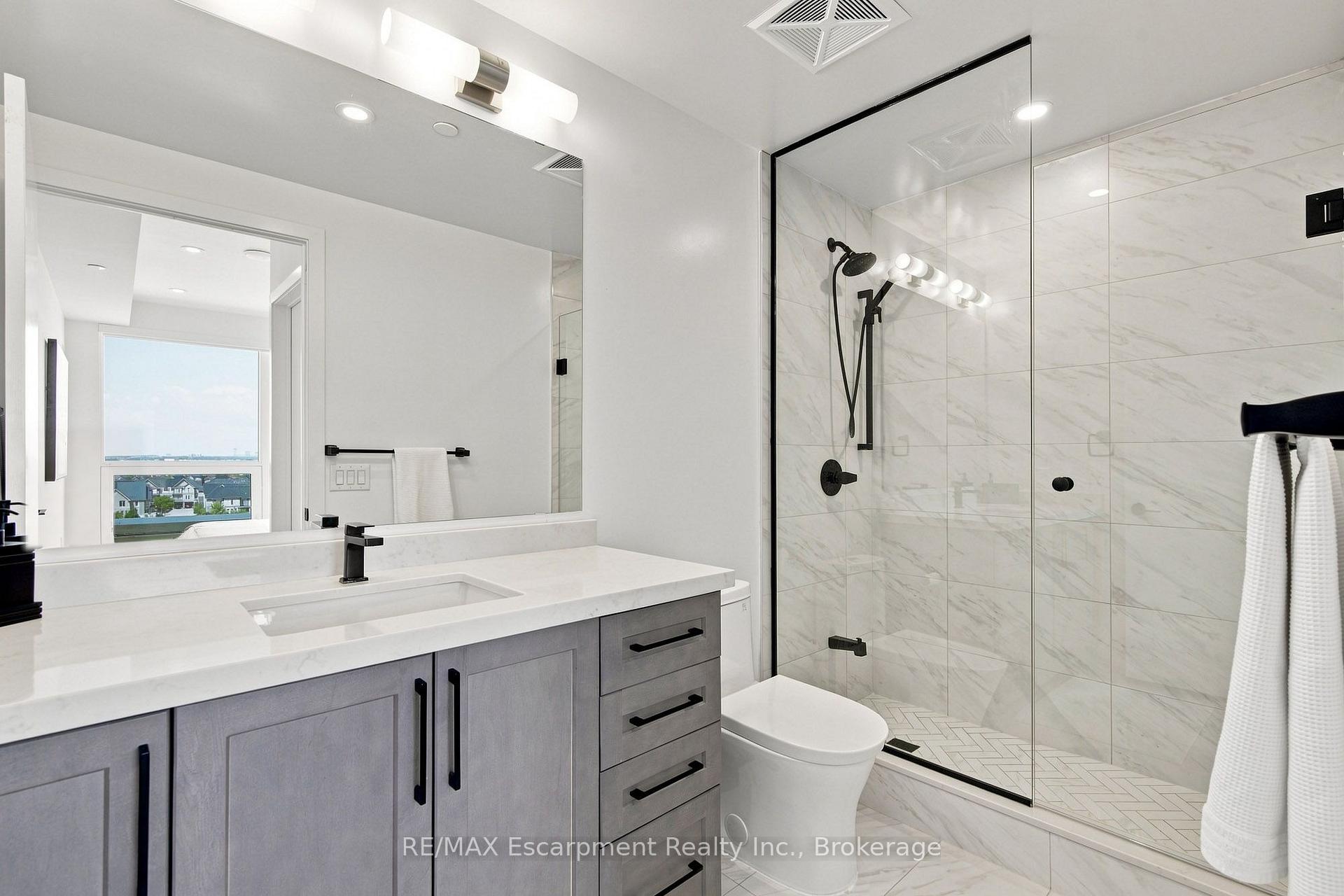 Photo 16 of Unit 707, 2450 Old Bronte Road, Oakville, Westmount — HOMEH