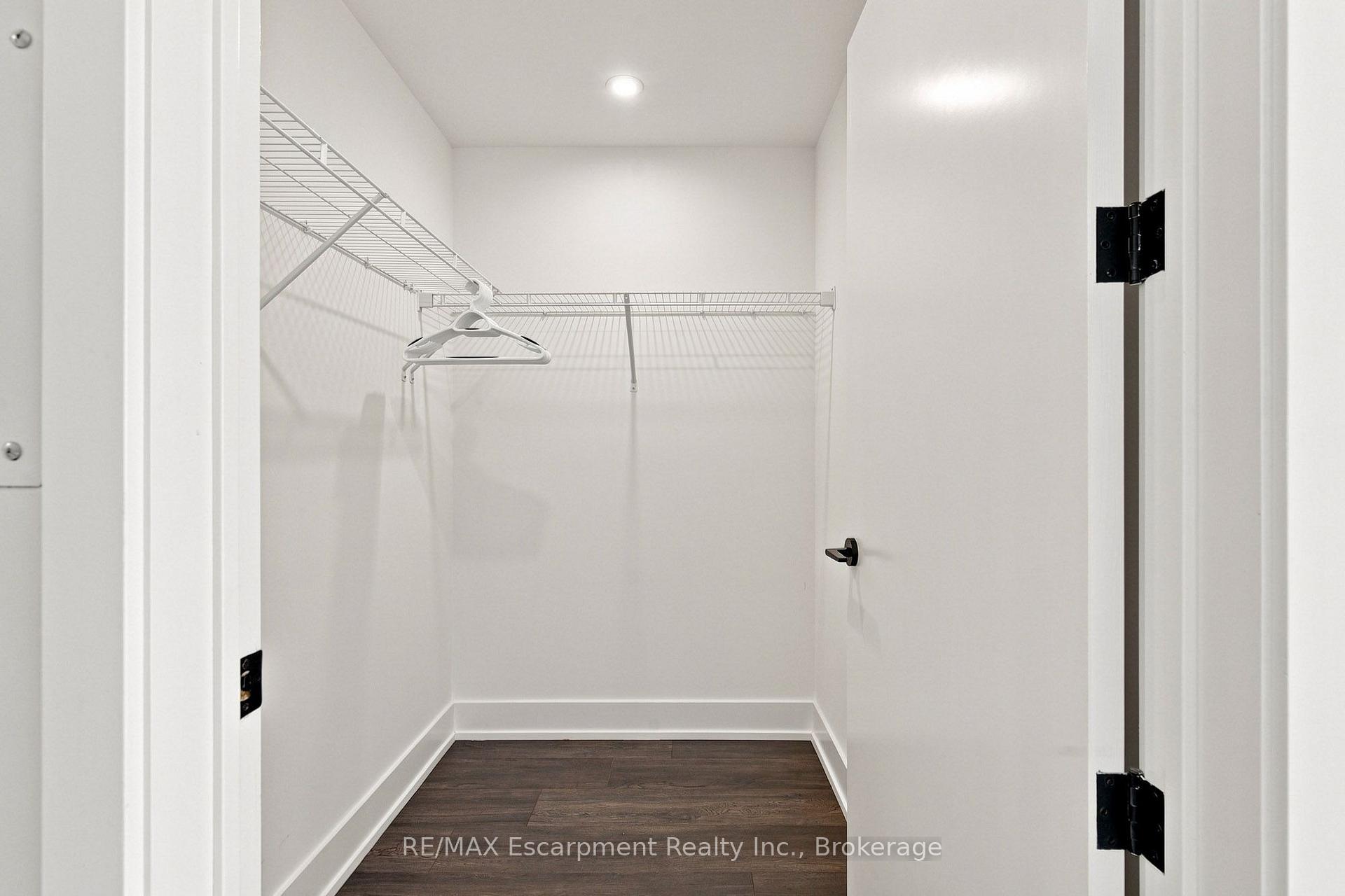 Photo 17 of Unit 707, 2450 Old Bronte Road, Oakville, Westmount — HOMEH