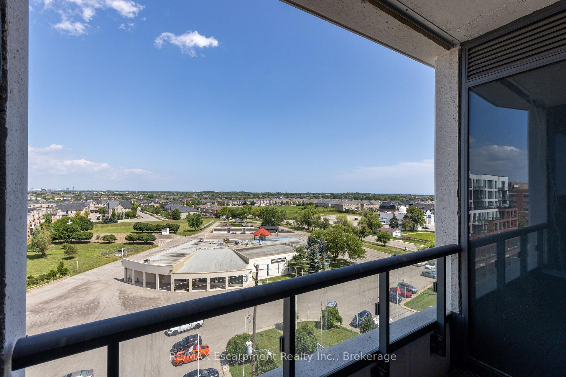 Photo 24 of Unit 707, 2450 Old Bronte Road, Oakville, Westmount — HOMEH