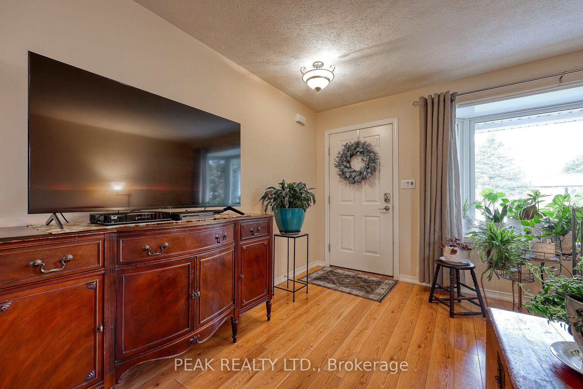 Photo 12 of 217 North Street E, Tillsonburg — HOMEH