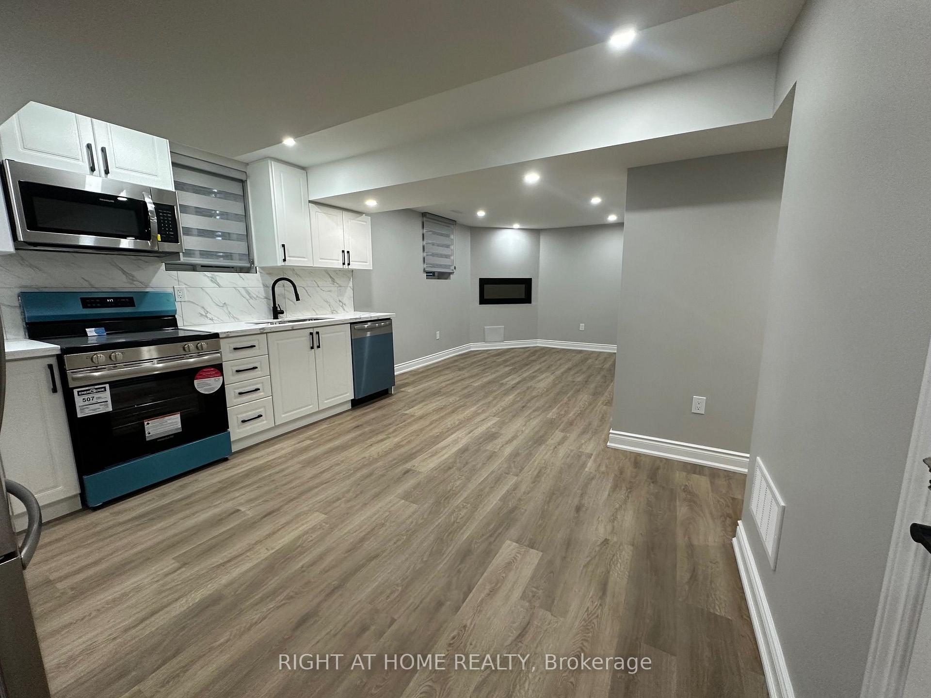 Photo of Unit Lower, 906 Farmstead Drive