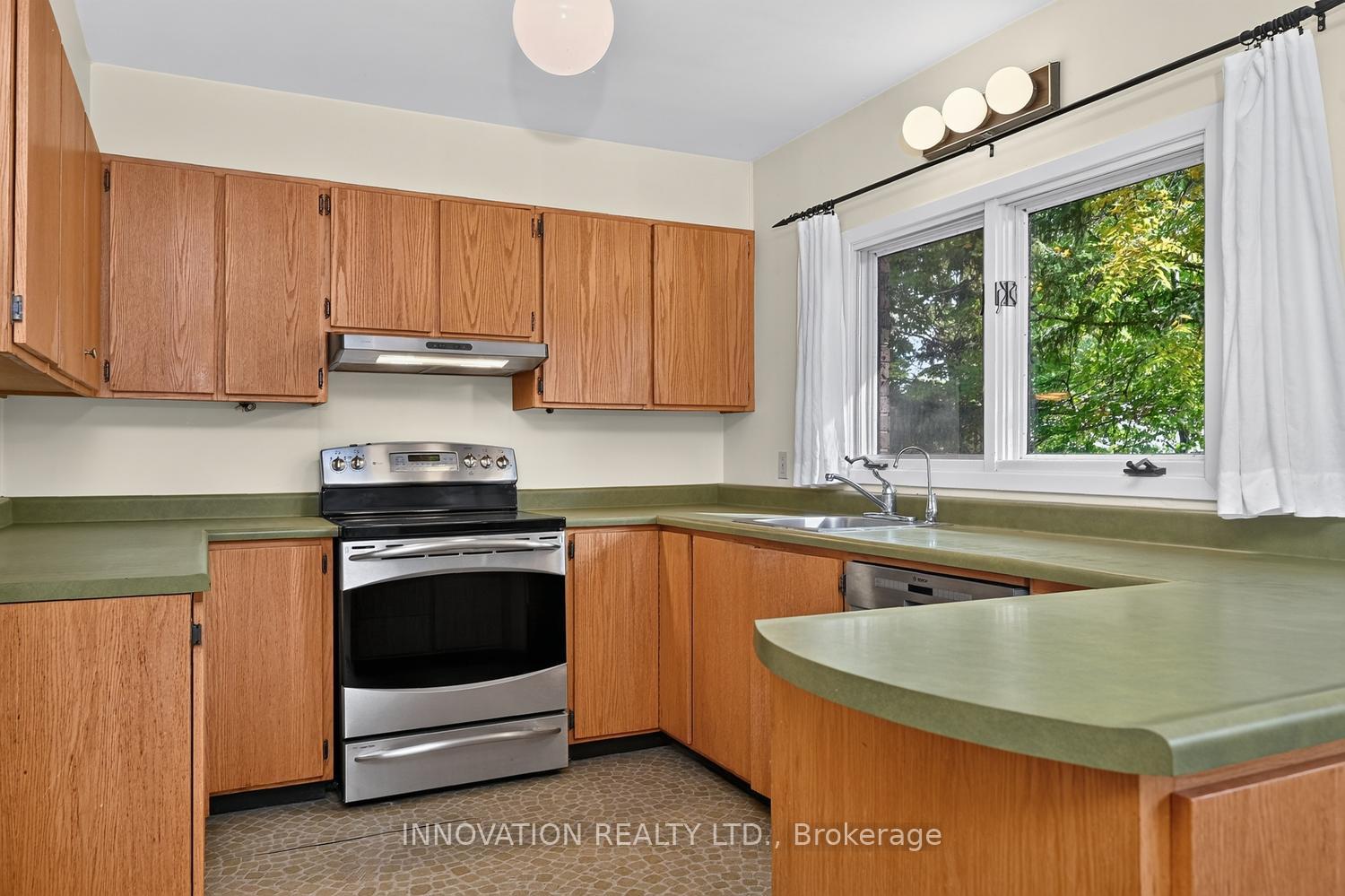 Photo 11 of 6701 Lord Nelson Street, Ottawa, Kars — HOMEH