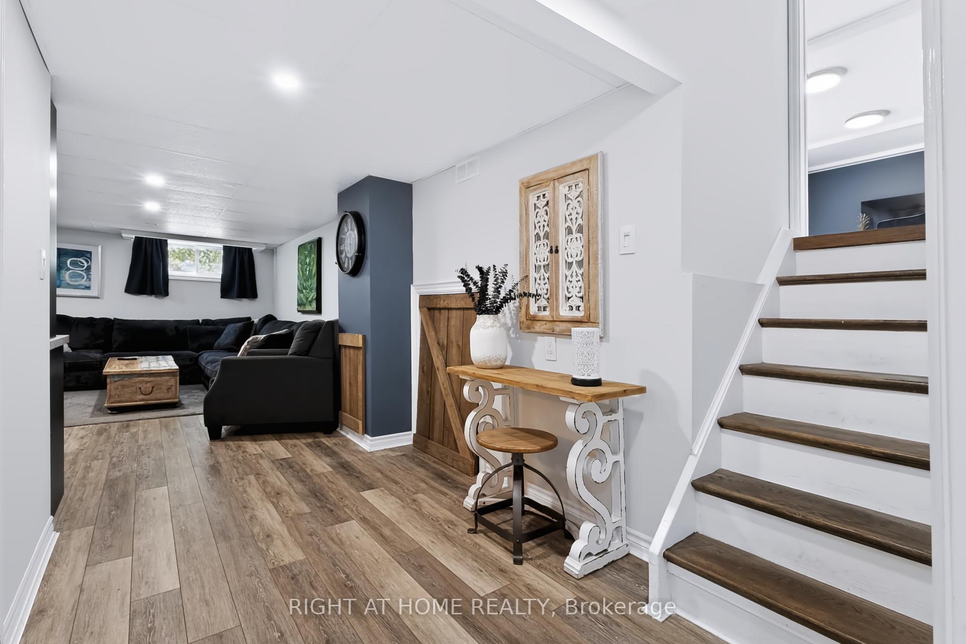 Photo 24 of 493 Forestwood Crescent, Burlington, Appleby — HOMEH