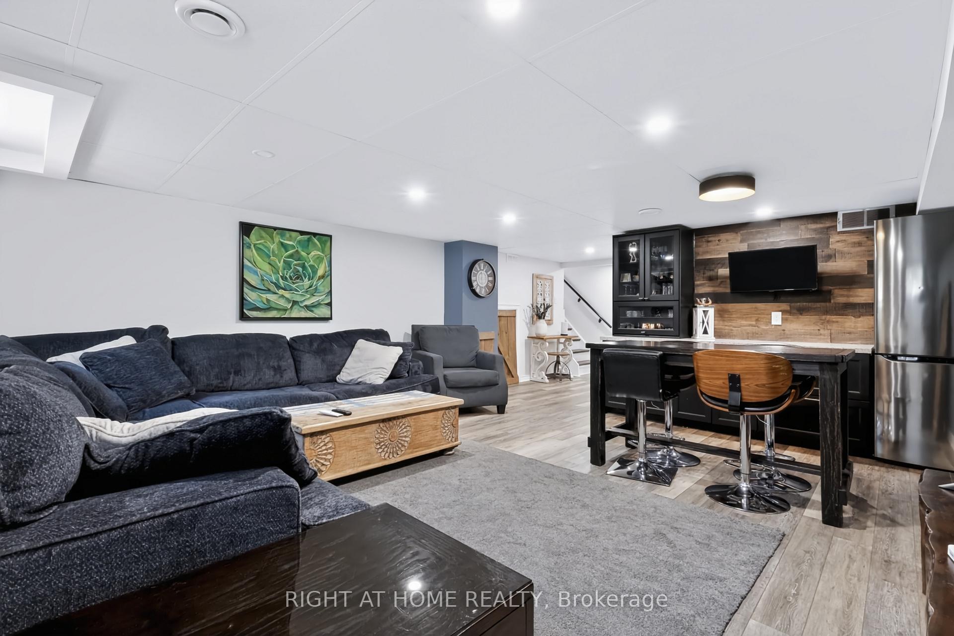 Photo 26 of 493 Forestwood Crescent, Burlington, Appleby — HOMEH