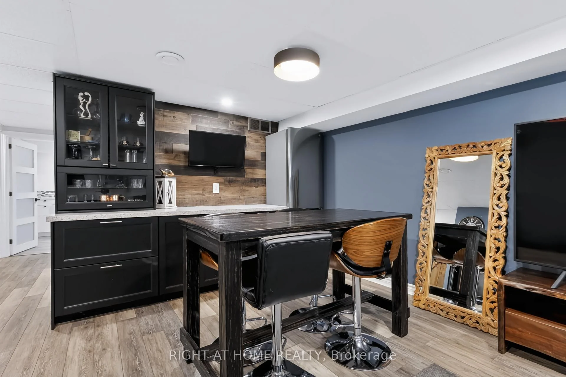 Photo 29 of 493 Forestwood Crescent, Burlington, Appleby — HOMEH