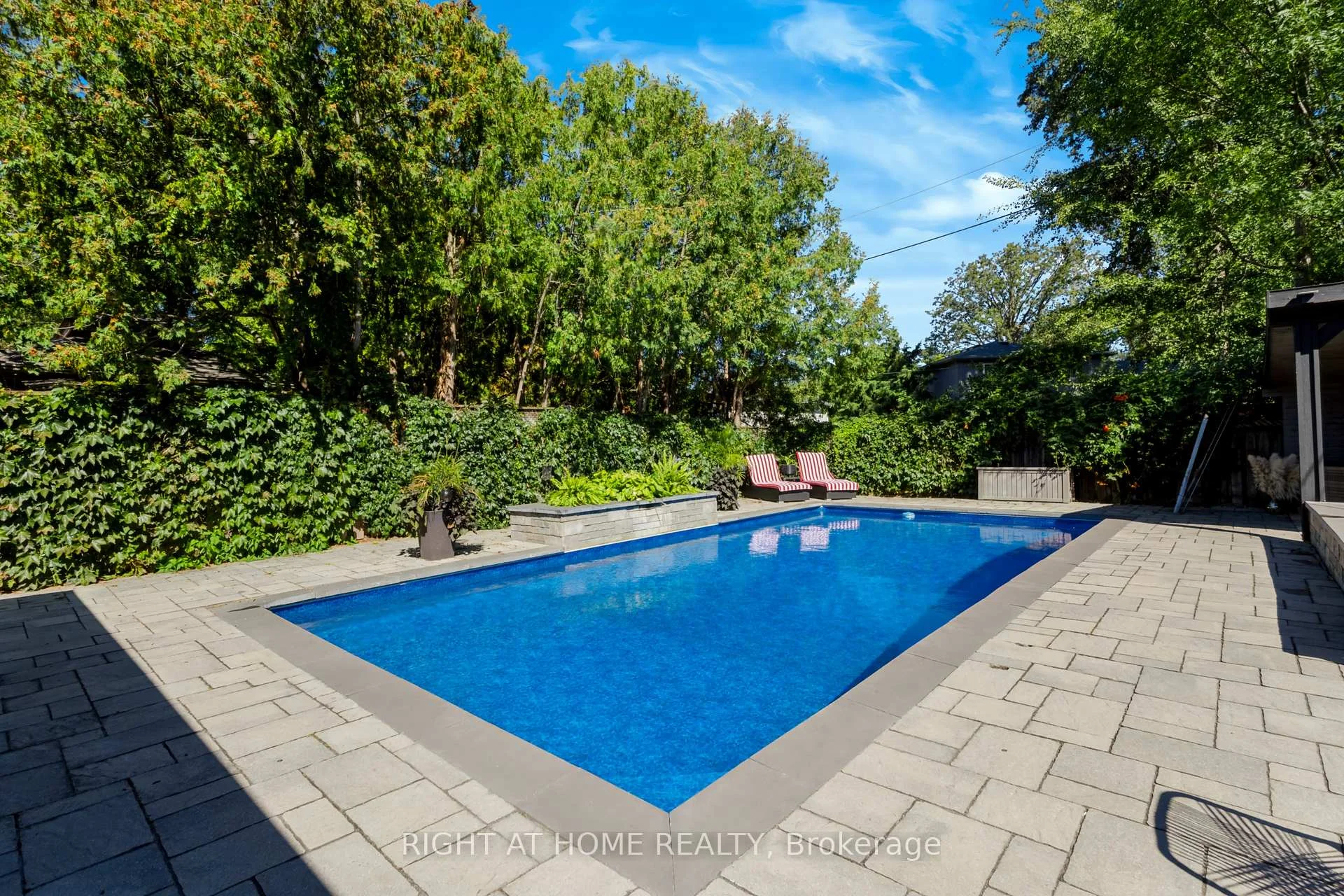 Photo 37 of 493 Forestwood Crescent, Burlington, Appleby — HOMEH