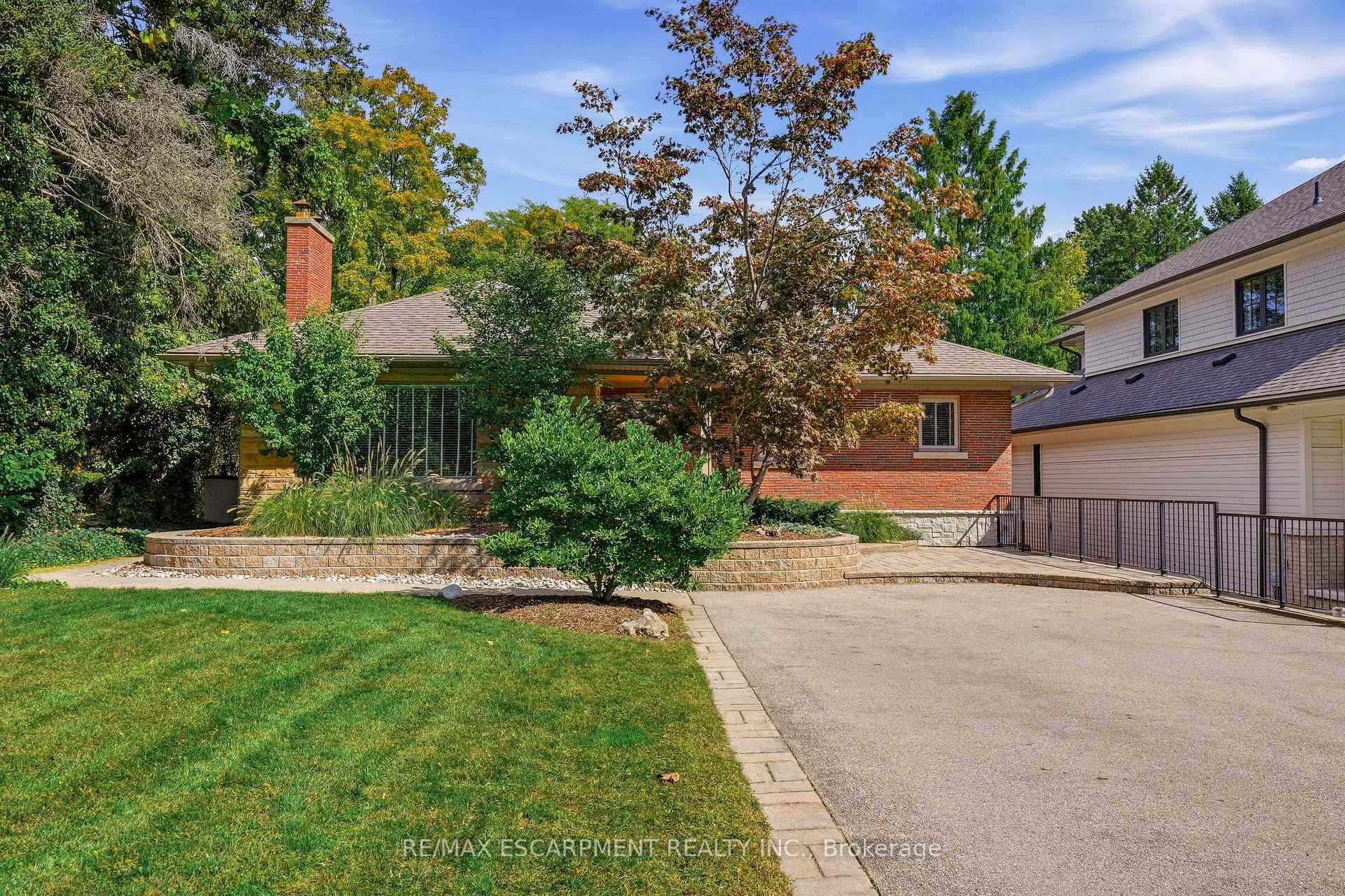 Photo 1 of Unit MAIN, 707 King Road, Burlington, LaSalle — HOMEH