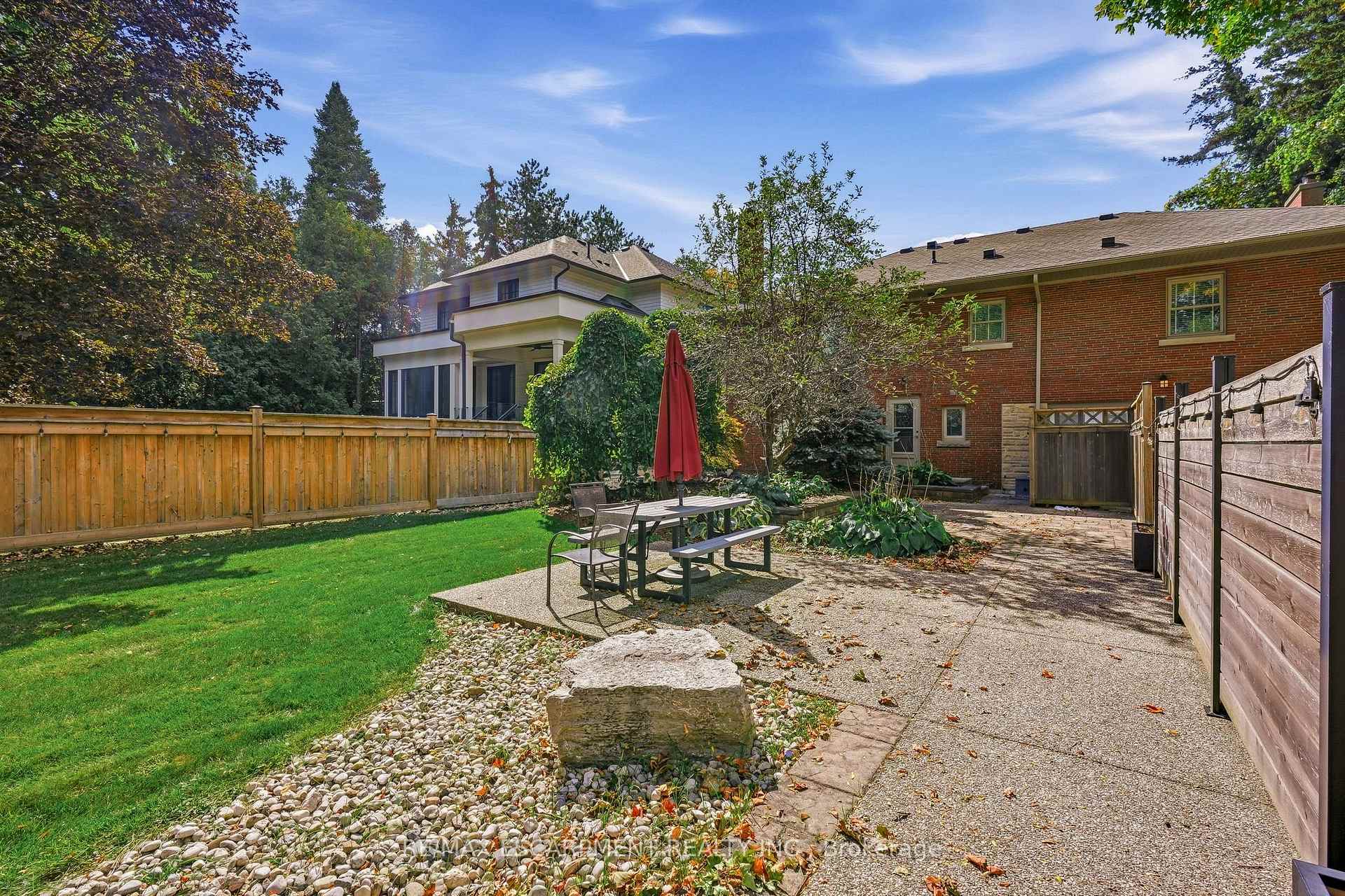 Photo 21 of Unit MAIN, 707 King Road, Burlington, LaSalle — HOMEH