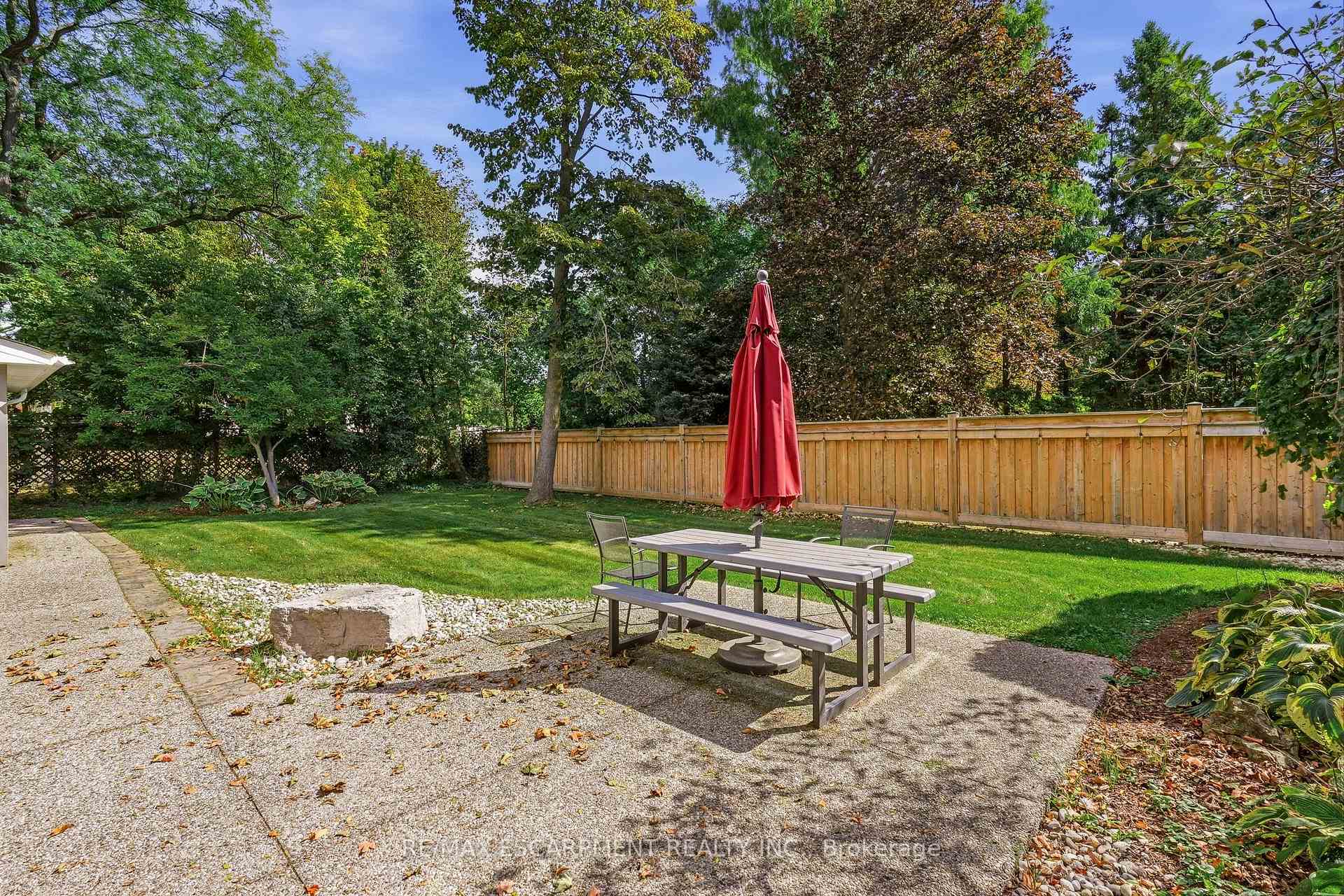 Photo 22 of Unit MAIN, 707 King Road, Burlington, LaSalle — HOMEH