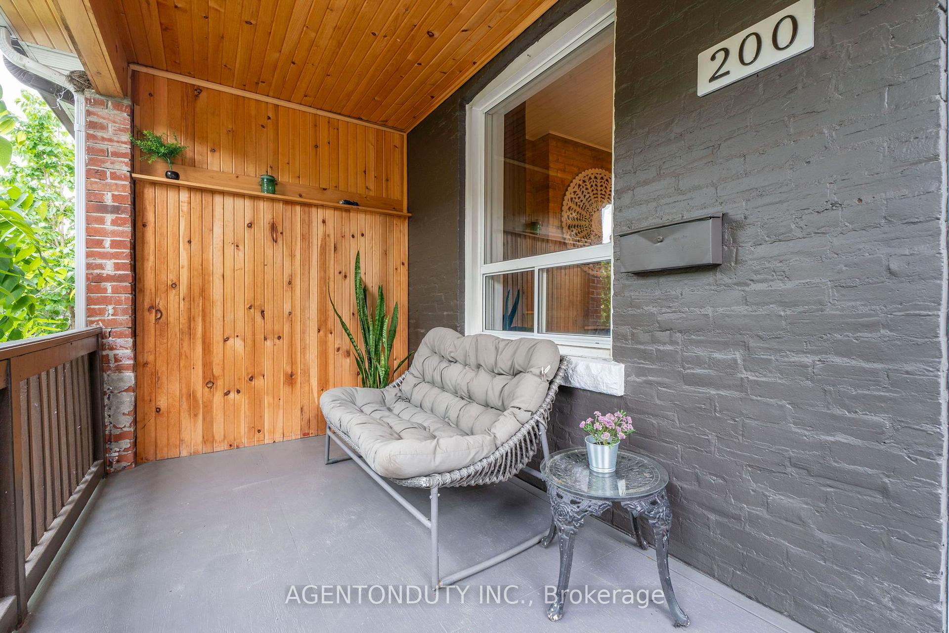 Photo 5 of 200 St Helen's Avenue, Toronto, Dufferin Grove — HOMEH